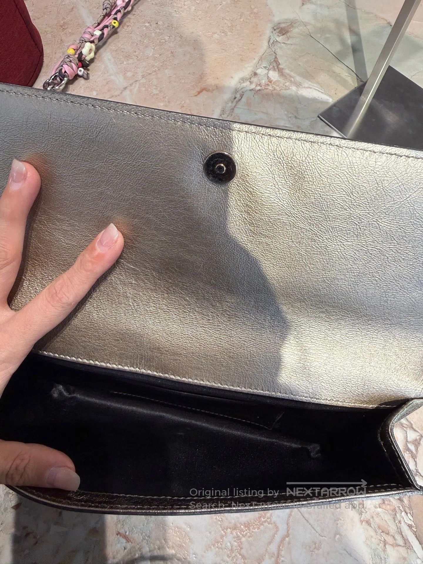 Yves Saint Laurent YSL Light Gold Clutch Bag. Size ONE SIZE - 7 Thumbnail