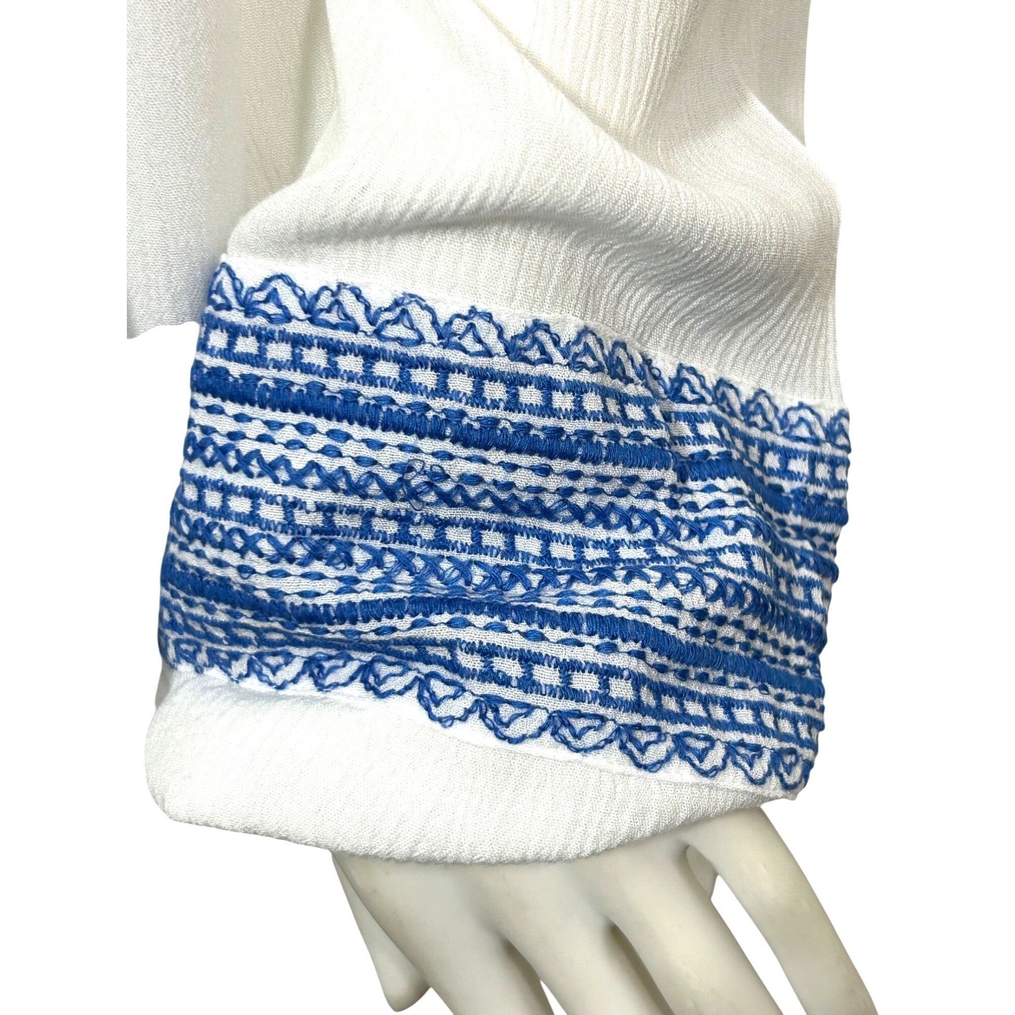Other Susan Graver Tunic Top L White Blue Embroidered Boho Cottage Size L / US 10 / IT 46 - 10 Thumbnail