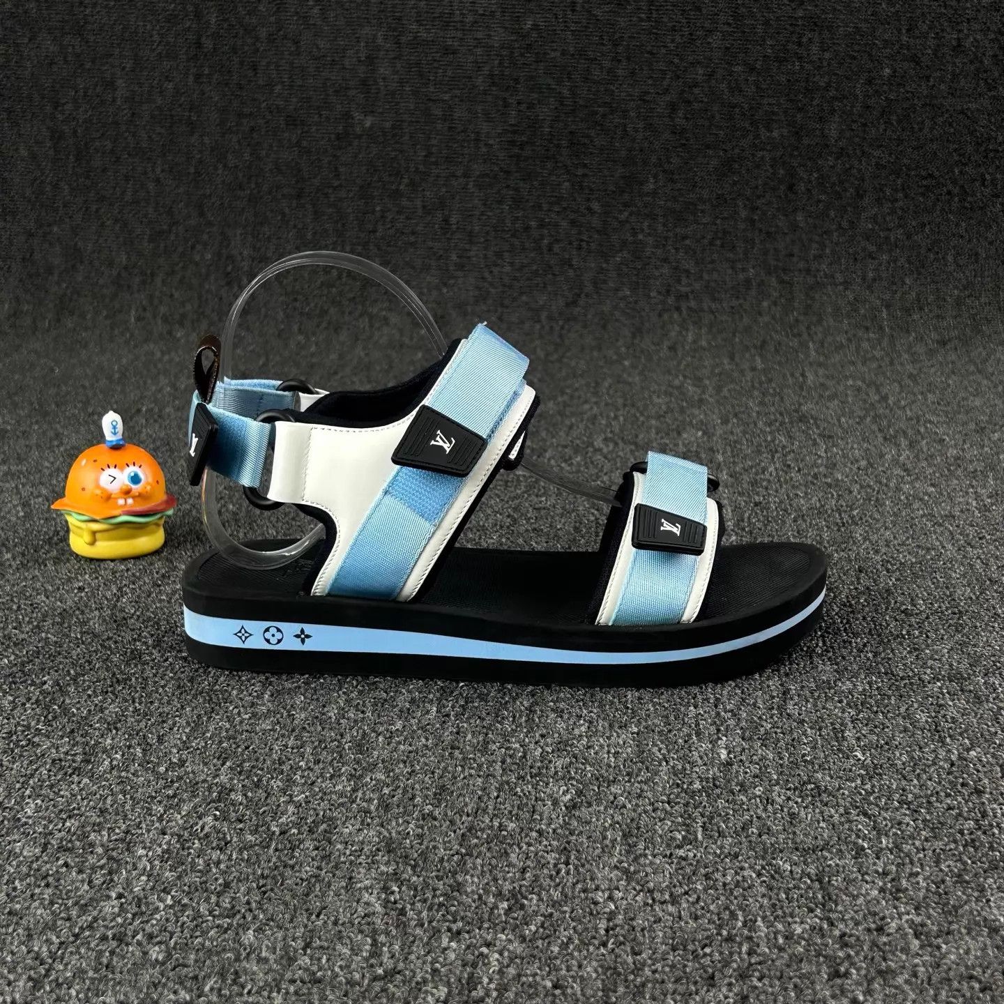 Louis Vuitton Louis Vuitton Velcro Logo Blue Sandals 39 Size US 8.5 / IT 38.5 - 4 Thumbnail
