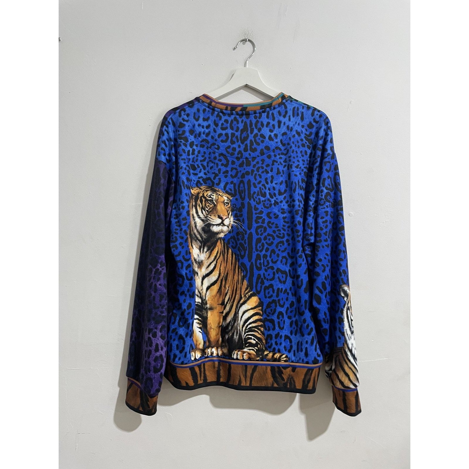 Dolce & Gabbana DOLCE & GABBANA LEOPARD PRINT TIGER CREWNECK SIZE 48 (US M) Size US M / EU 48-50 / 2 - 2 Thumbnail