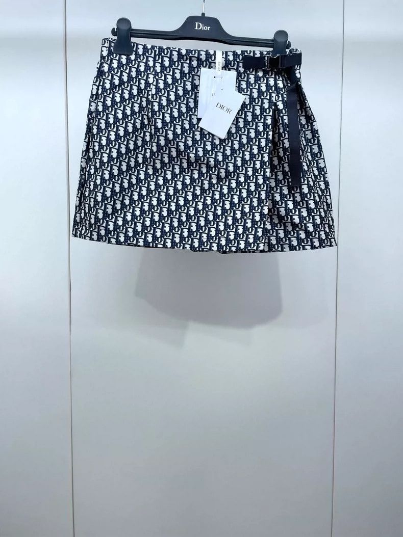 Dior Dior Classic old-fashioned skirts and trousers 2504-Nextarr Size 30" / US 8 / IT 44 - 1 Thumbnail
