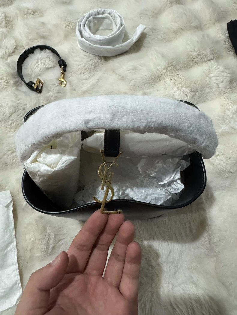 Saint Laurent Paris Saint Laurent Paris Small black gold cowhide bucket hobo b Size ONE SIZE - 5 Thumbnail