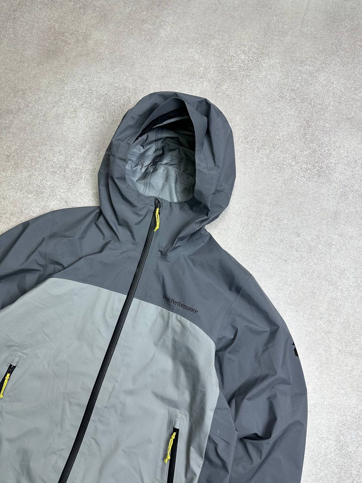 Peak Performance Vintage Peak Performance Shell Waterproof Jacket Rare L Size US L / EU 52-54 / 3 - 2 Thumbnail