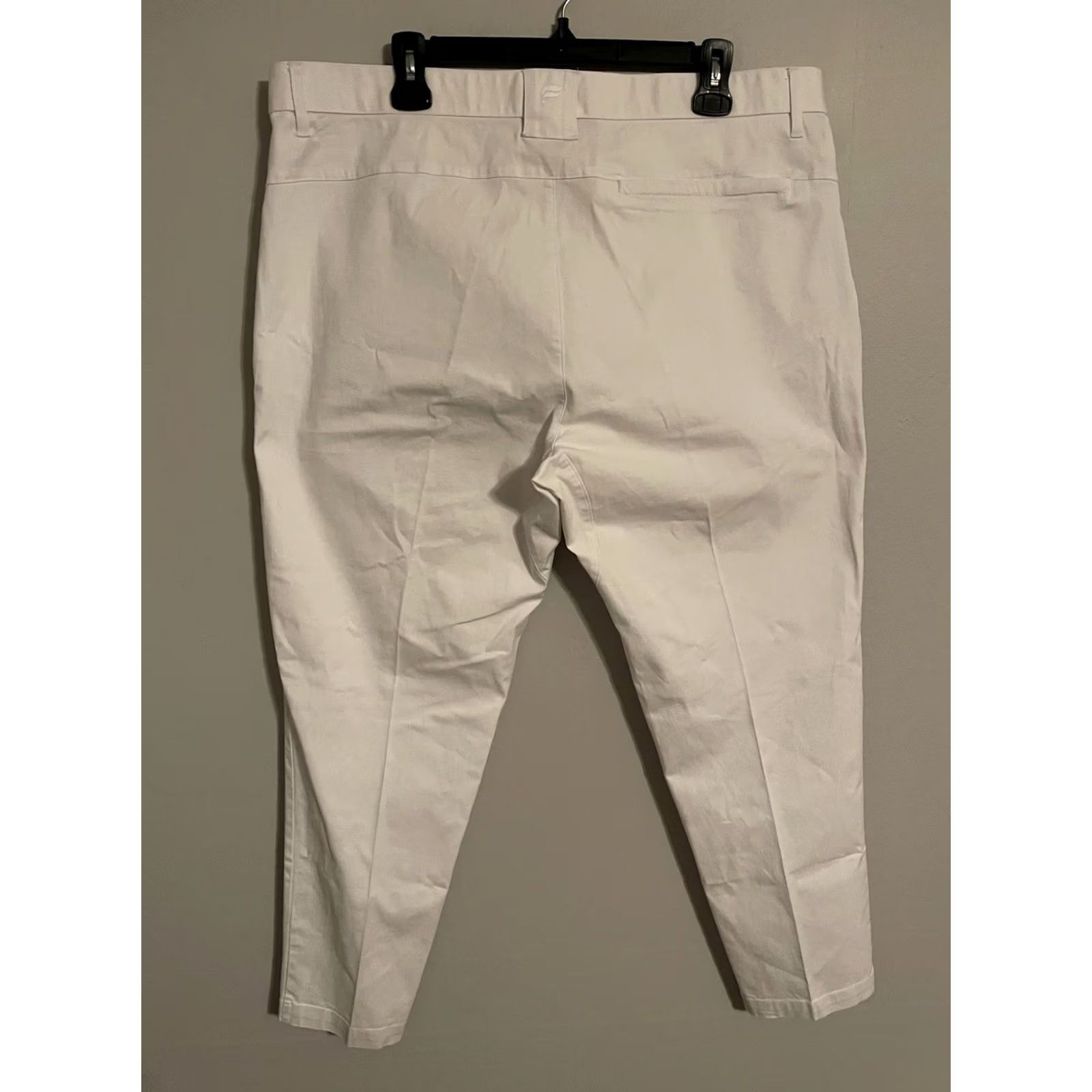 Fabletics Fabletics Performance Tech Athletic Chino Golf Pants White Men's 38 39x29 Size US 39 - 3 Thumbnail