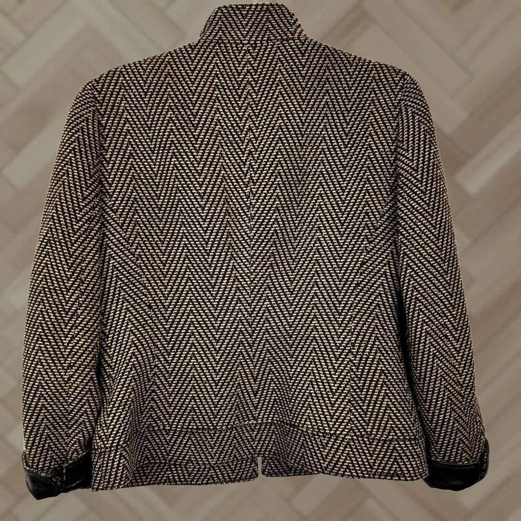 Vintage Tahari Blazer Womens 6 Petite Wool Blend Tweed Belted Lined Single-Breasted Jacket, Brown, Petite Size M / US 6-8 / IT 42-44 - 1 Thumbnail