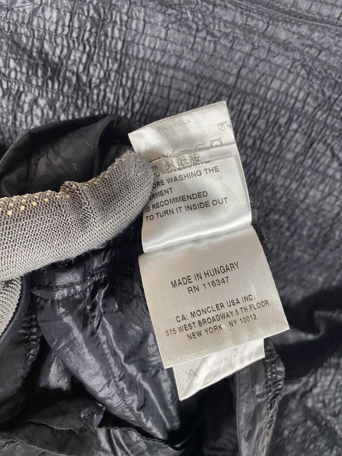 Moncler Moncler Asymmetrical Zip Women’s Technical Designer Jacket Size XS / US 0-2 / IT 36-38 - 19 Thumbnail