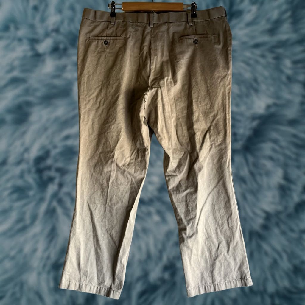Dockers Dockers Dress Pants Mens Size 42x30 Classic Fit Straight Beige 42 30 Pants Mens Dress Pants Size US 42 / EU 58 - 1 Thumbnail