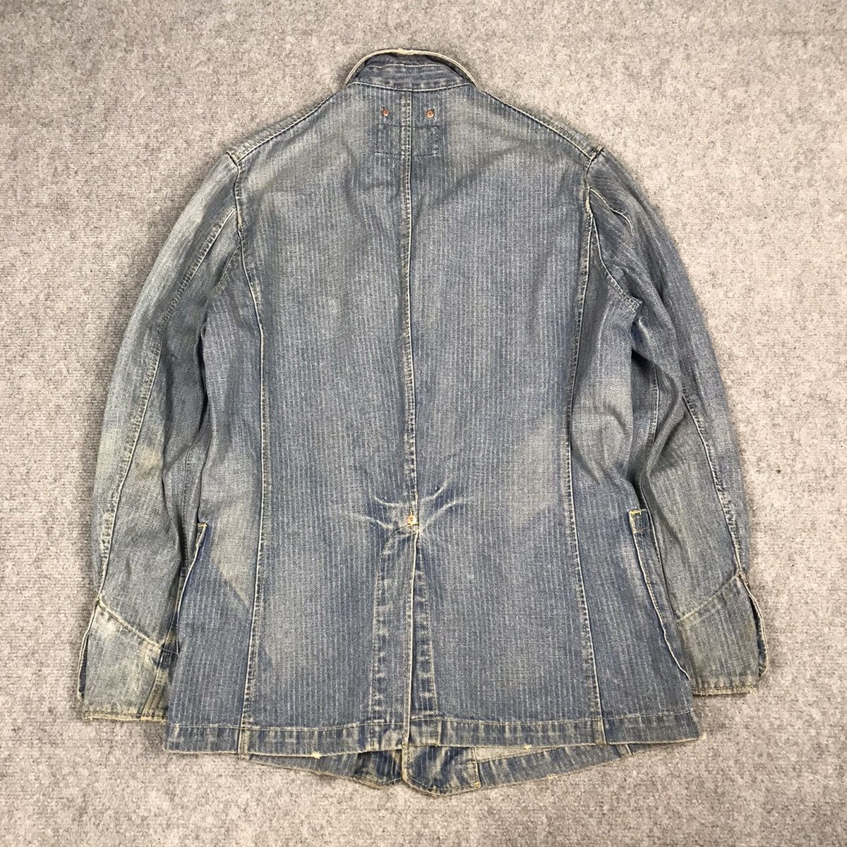 Levi's Vintage Clothing Levis denim faded button jacket Size US L / EU 52-54 / 3 - 6 Thumbnail