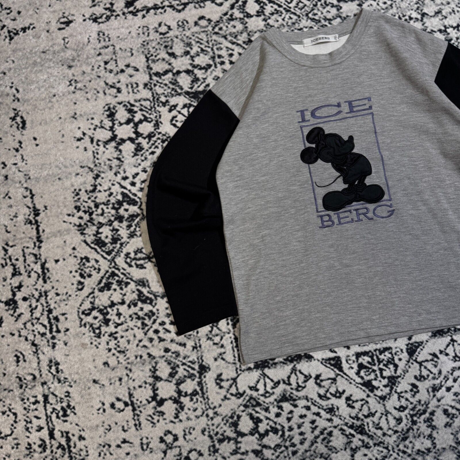 Iceberg × Vintage Iceberg Unisex Grey Cotton Sweatshirt Size S Mickey Mouse Size US S / EU 44-46 / 1 - 3 Thumbnail