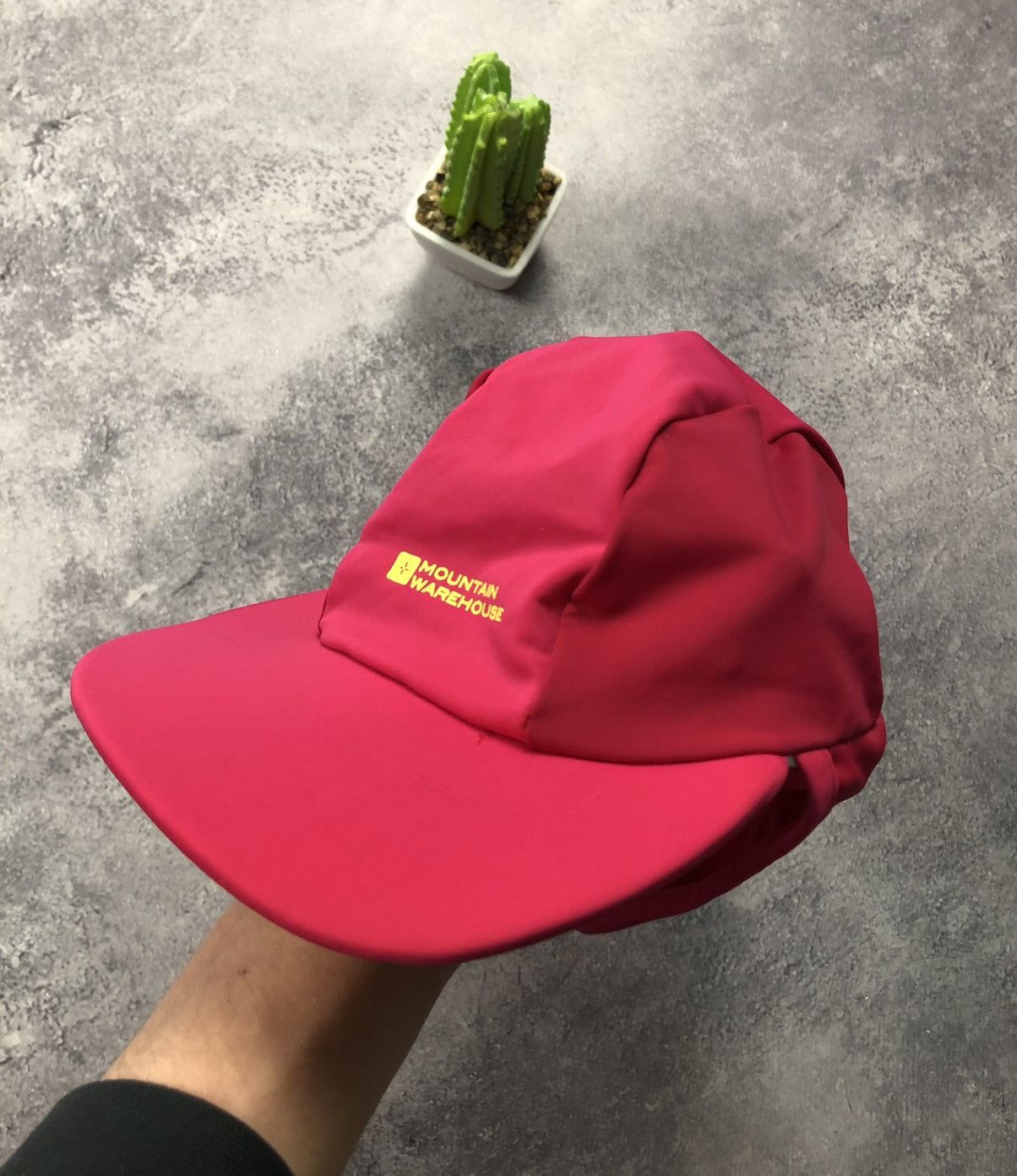 Other MOUNTAIN WAREHOUSE Sun Cap Pink Mini Centre Logo Outdoor Hat Size ONE SIZE - 1 Thumbnail