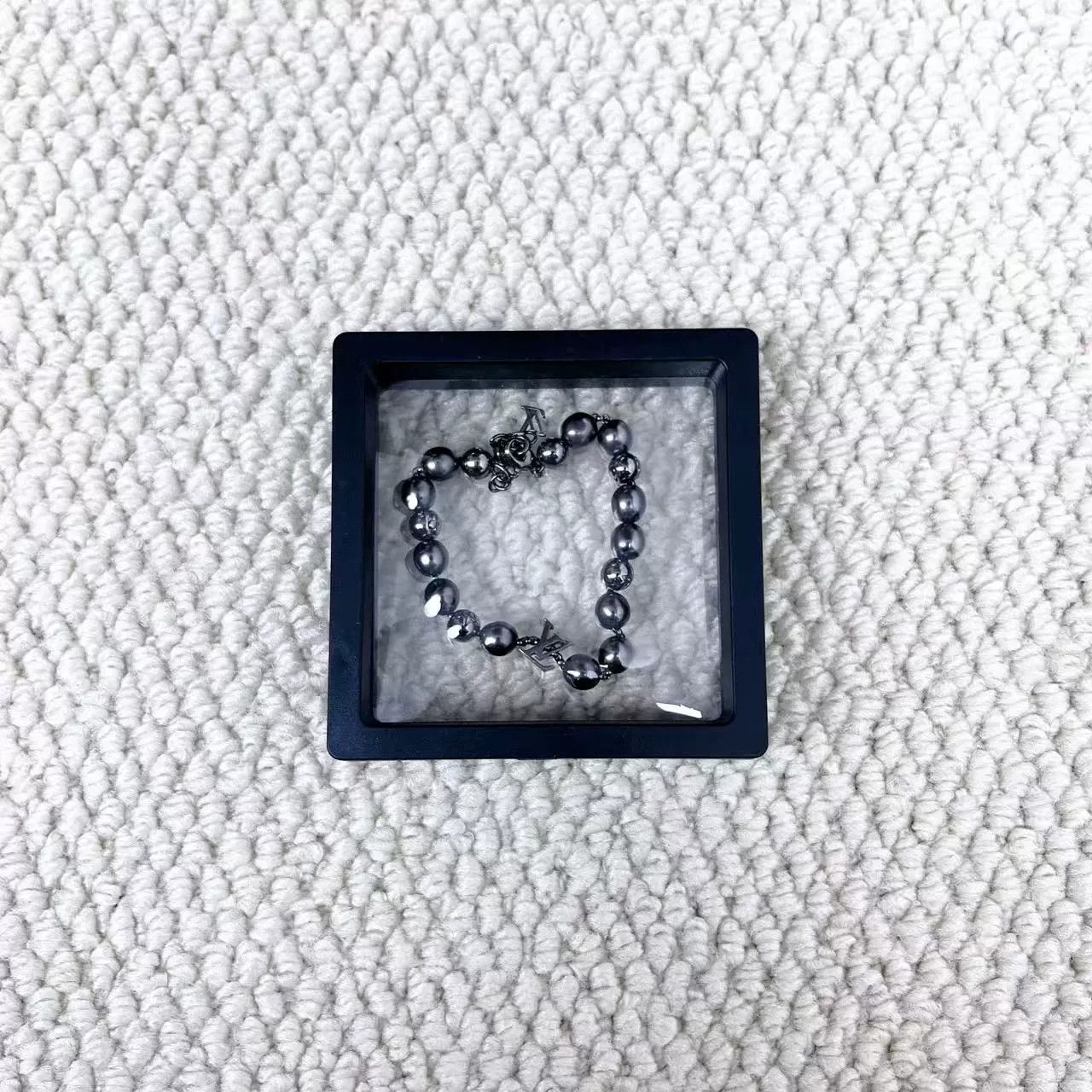 Louis Vuitton Louis Vuitton Monogram Pearl Metal Bracelet Size ONE SIZE - 1 Thumbnail