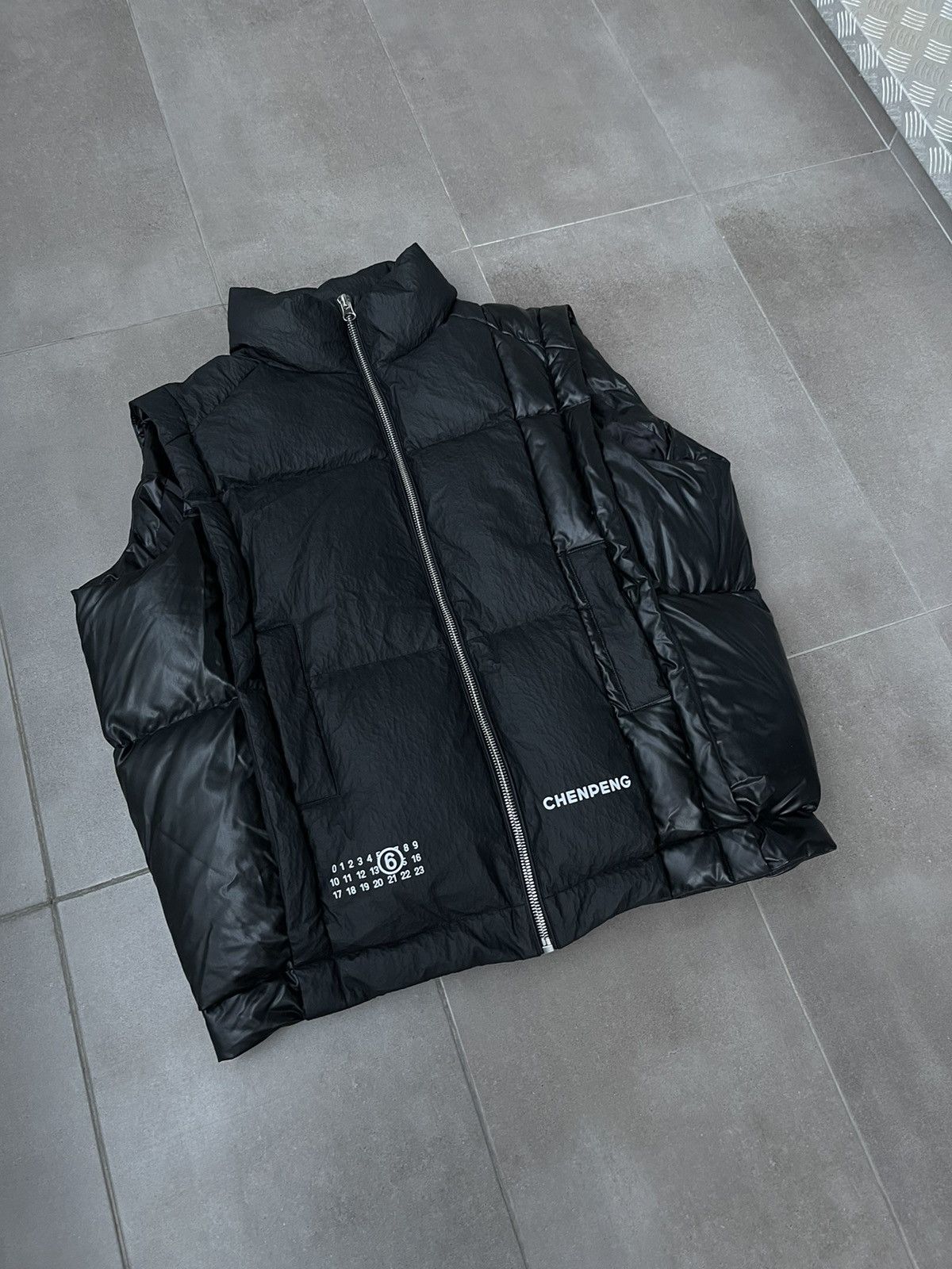 Maison Margiela !DS! AW23 Maison Margiela Chenpeng Black Puffer Gilet Vest Size US M / EU 48-50 / 2 - 10 Thumbnail