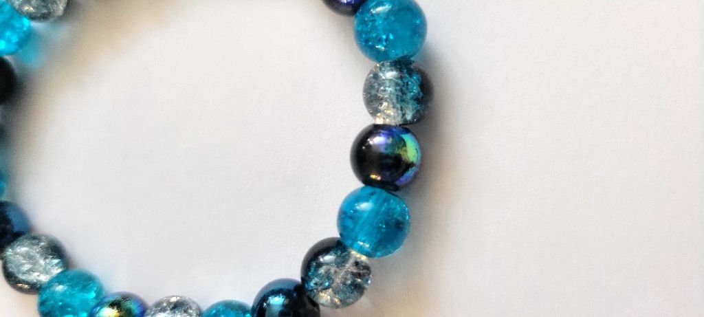 Handmade Aurora Borealis Blue 8mm Glass Beaded Stretch Bracelet 7" Size ONE SIZE - 2 Thumbnail