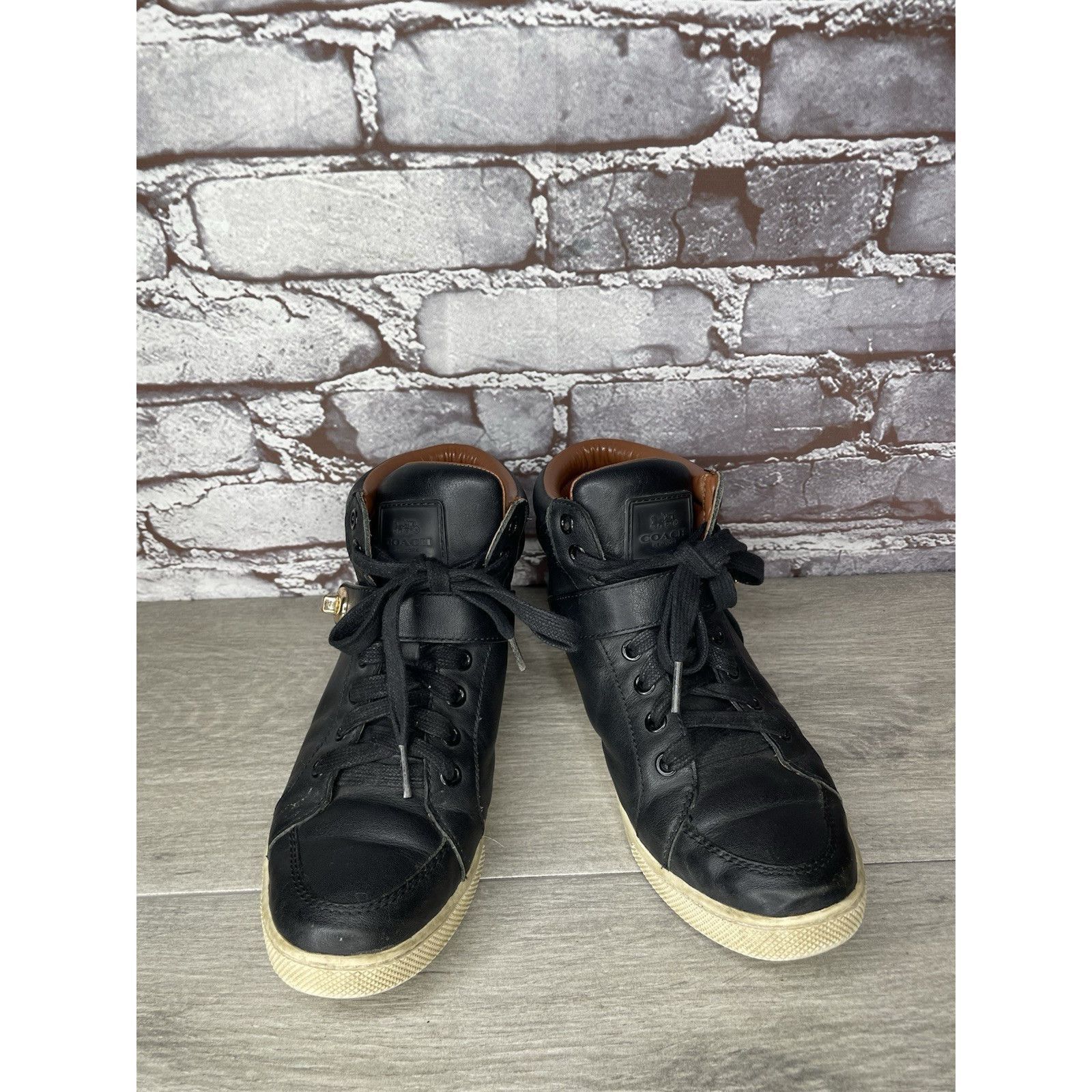 Coach COACH Pembroke Nappa Black Leather Hi-Top Turnlock Sneakers Size US 7.5 / IT 37.5 - 4 Thumbnail