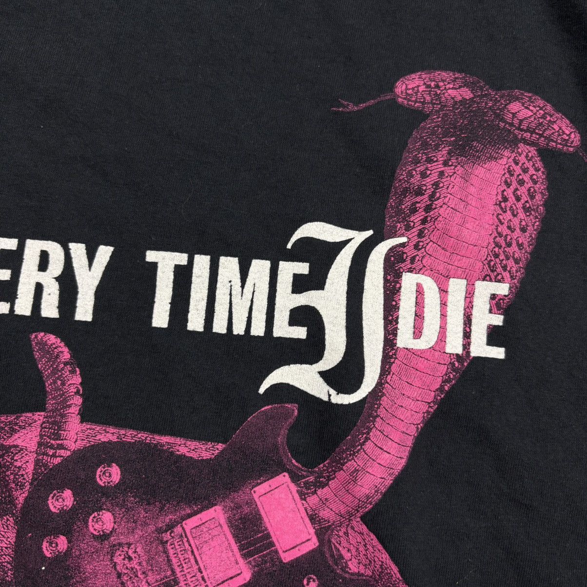 Band Tees Every time i die - Kill the music 2005 Size US L / EU 52-54 / 3 - 5 Thumbnail