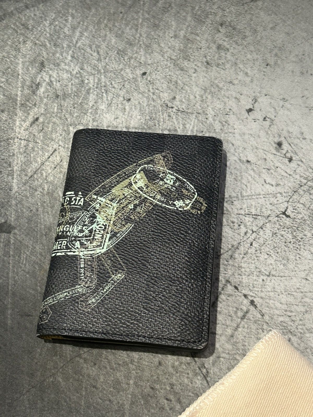 Louis Vuitton Damier Graphic Stamps Pocket Organizer