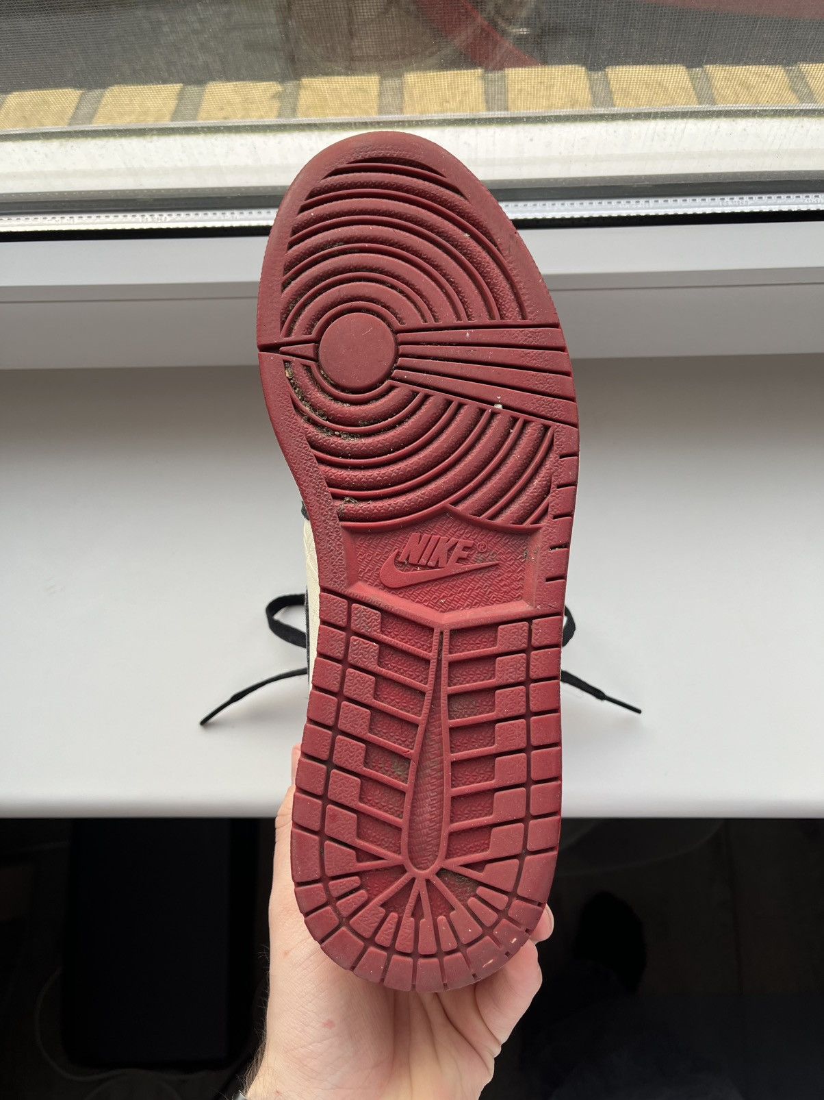 Jordan Brand × Nike Jordan 1 Bred Toe Size US 8.5 / EU 41-42 - 13 Thumbnail