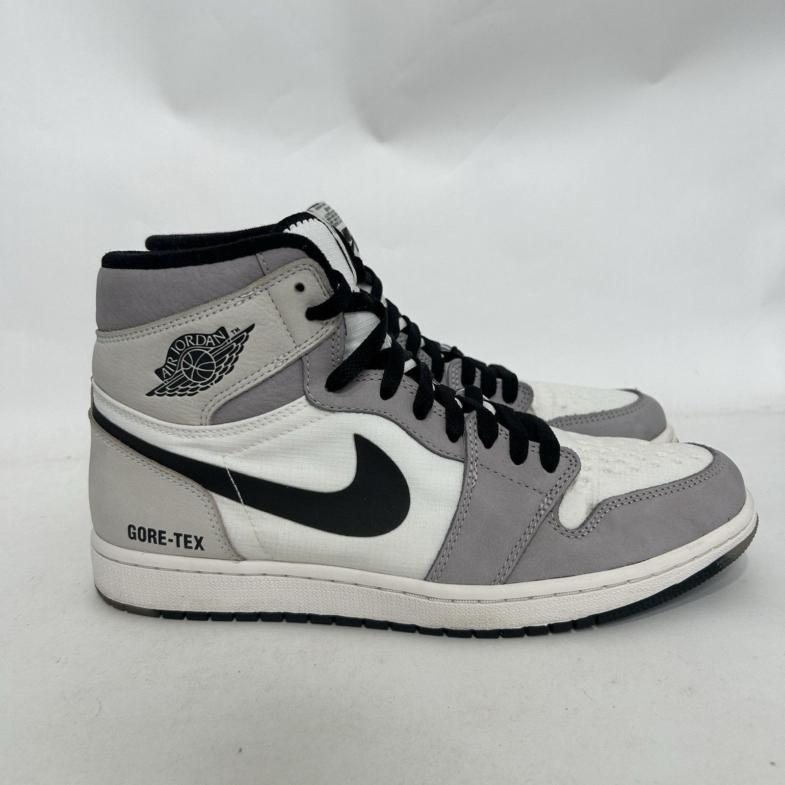 Jordan Brand Nike Air Jordan 1 Element GORE-TEX High “Light Bone” Size US 9.5 / EU 42-43 - 4 Thumbnail