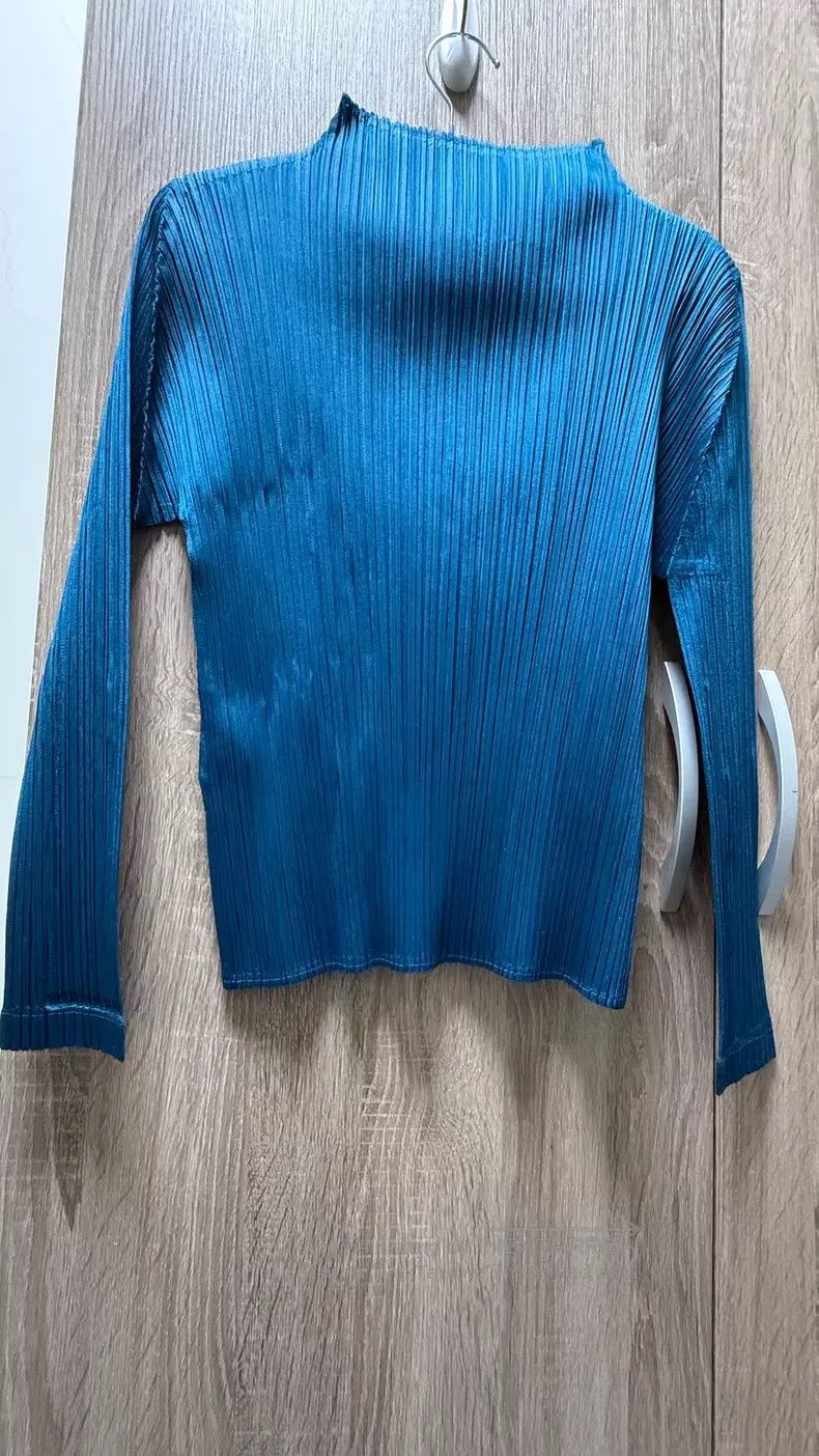 Issey Miyake Issey Miyake Blue Turtleneck Long Sleeve Size L / US 10 / IT 46 - 3 Thumbnail