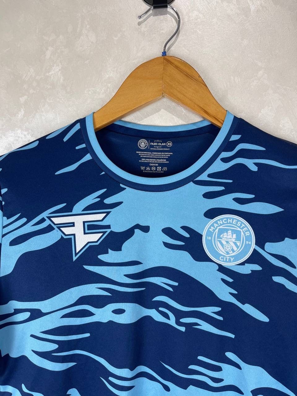 FaZe Manchester City x FaZe Clan Jersey 22 Polyester XS Blue Camo Size US XS / EU 42 / 0 - 3 Thumbnail