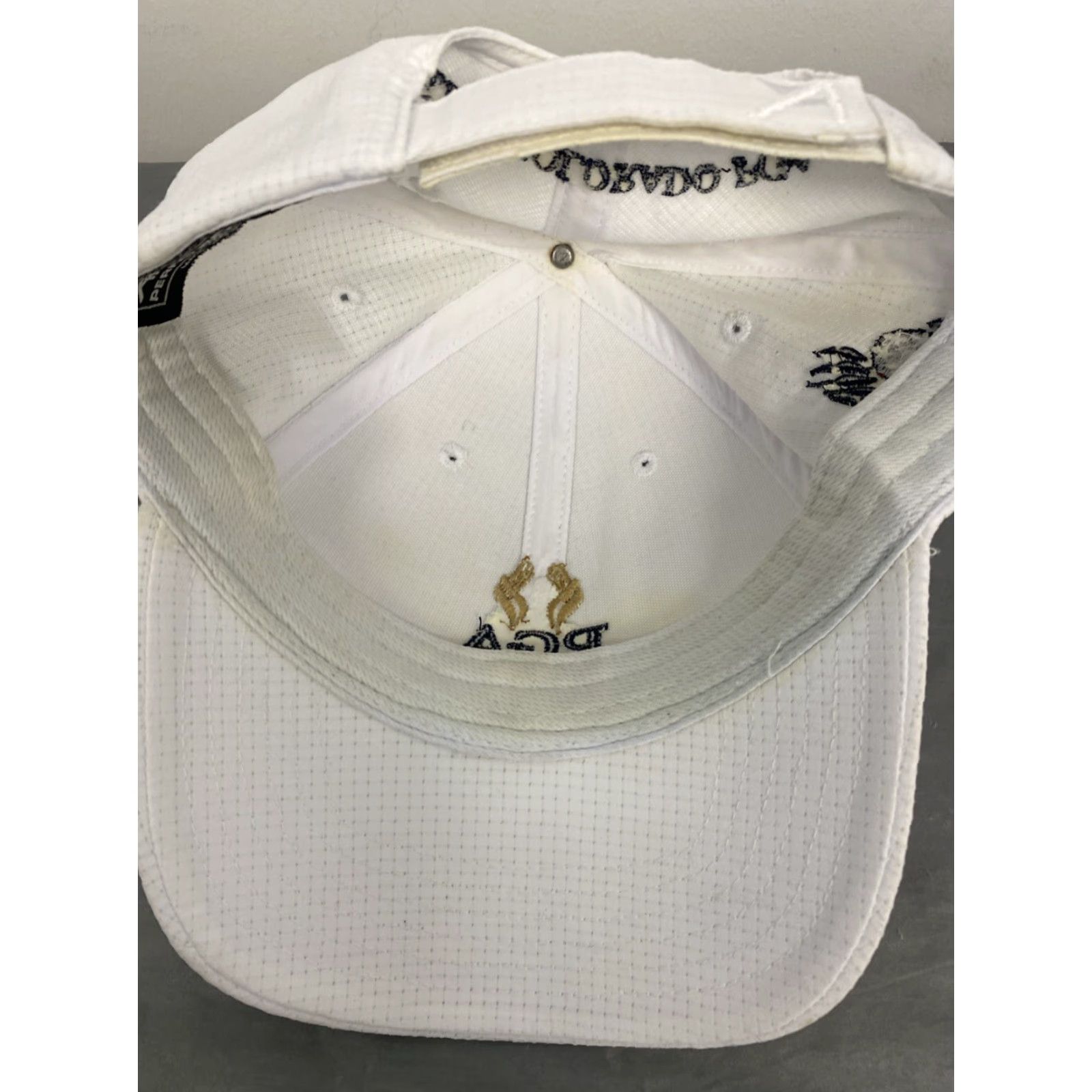 Logo 7 VINTAGE PGA TOUR Apparel Golf Hat Baseball Cap Unisex Adults White Gold Adjustable 80s 90s Sports Size ONE SIZE - 7 Thumbnail