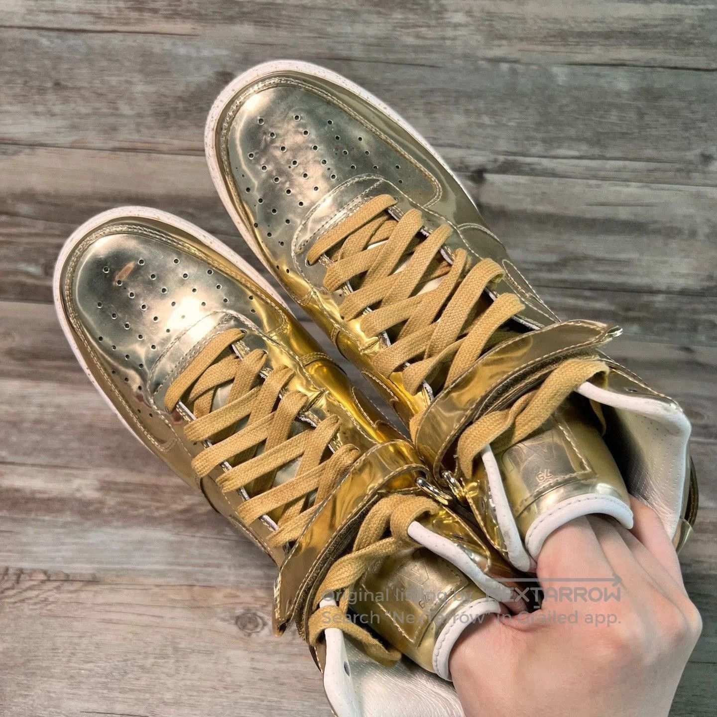 Nike Air Force 1 Metallic Gold High-Top. Size US 8 / EU 41 - 5 Thumbnail