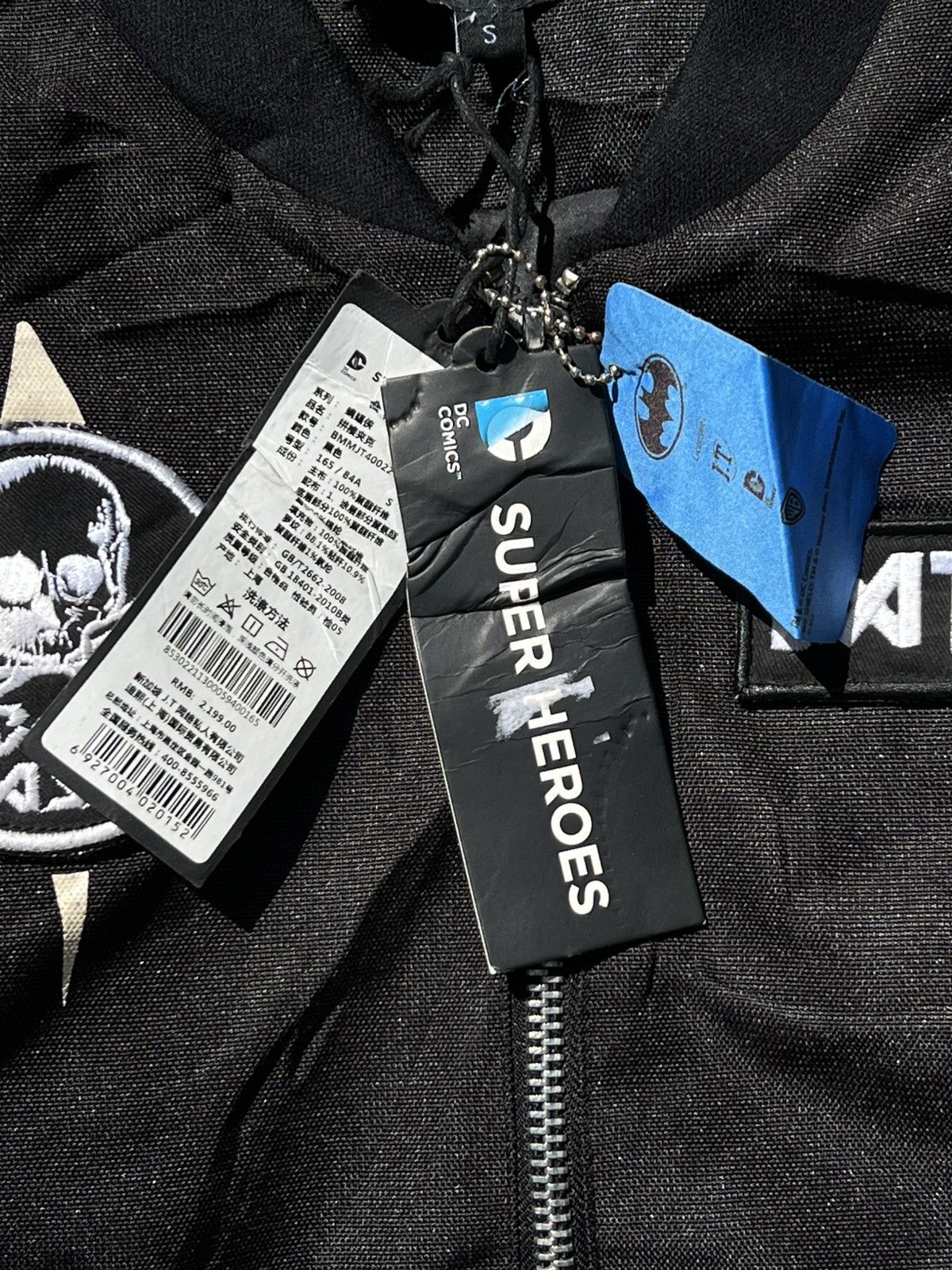 DC Comics Rare Batman "The Dark Knight" Archival-Style Tactical Bomber Size US S / EU 44-46 / 1 - 5 Thumbnail