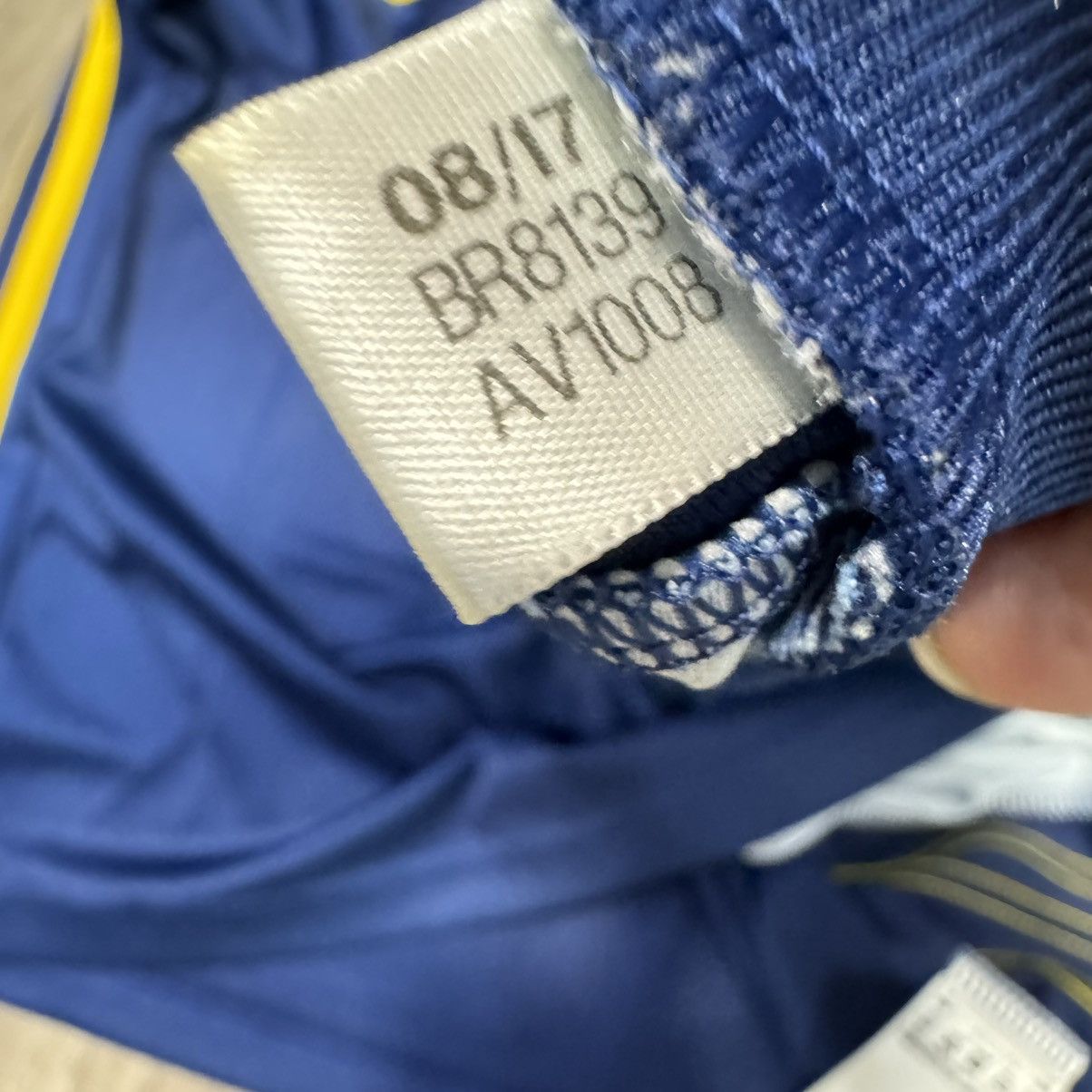 Adidas Bosnia And Herzegovina 17/18 home shirt #11 Dzeko Size US S / EU 44-46 / 1 - 8 Thumbnail