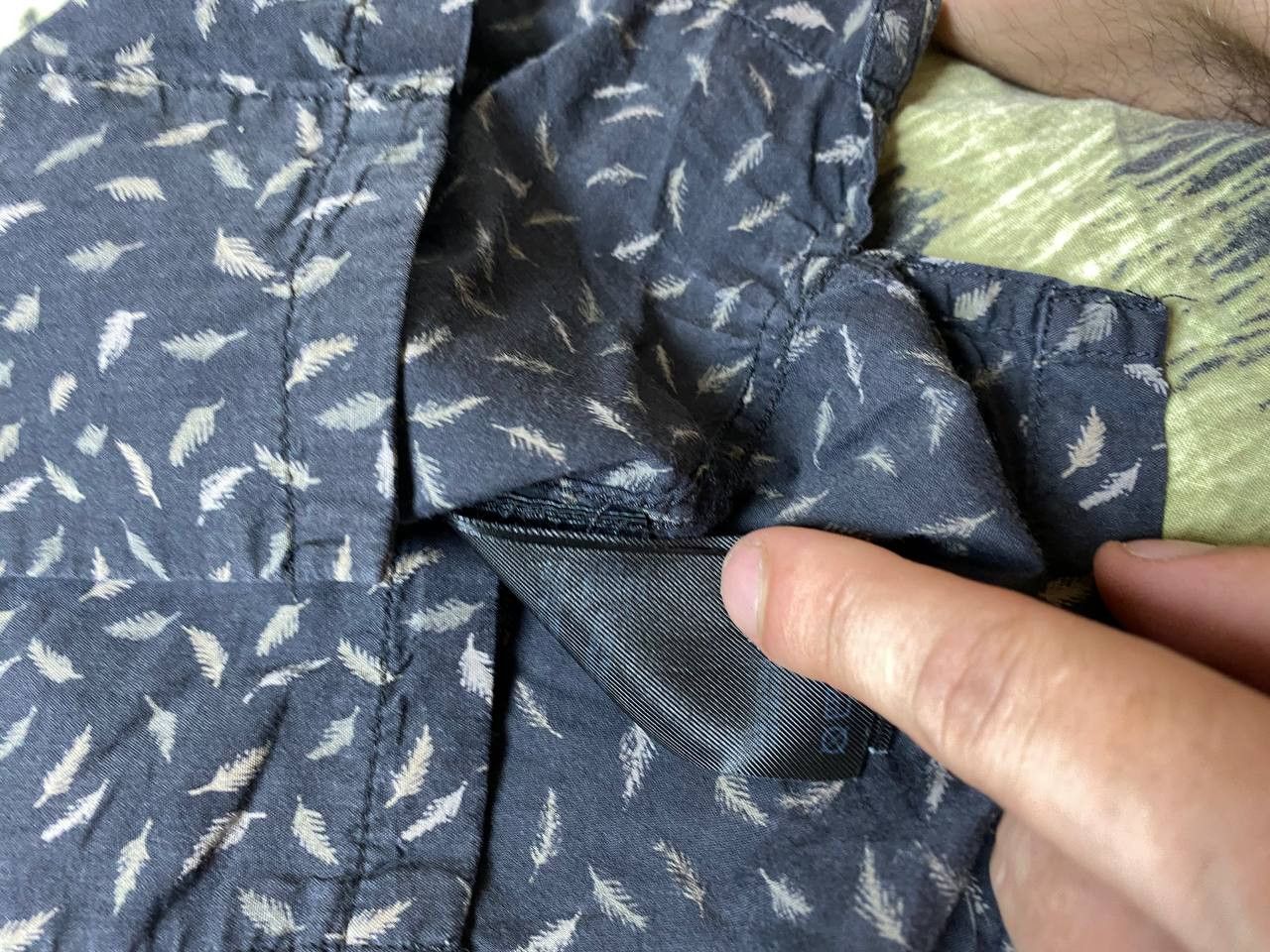 Allsaints × Vintage AllSaints Short Sleeve Abstract Print Button Up Down Shirt Size US M / EU 48-50 / 2 - 5 Thumbnail