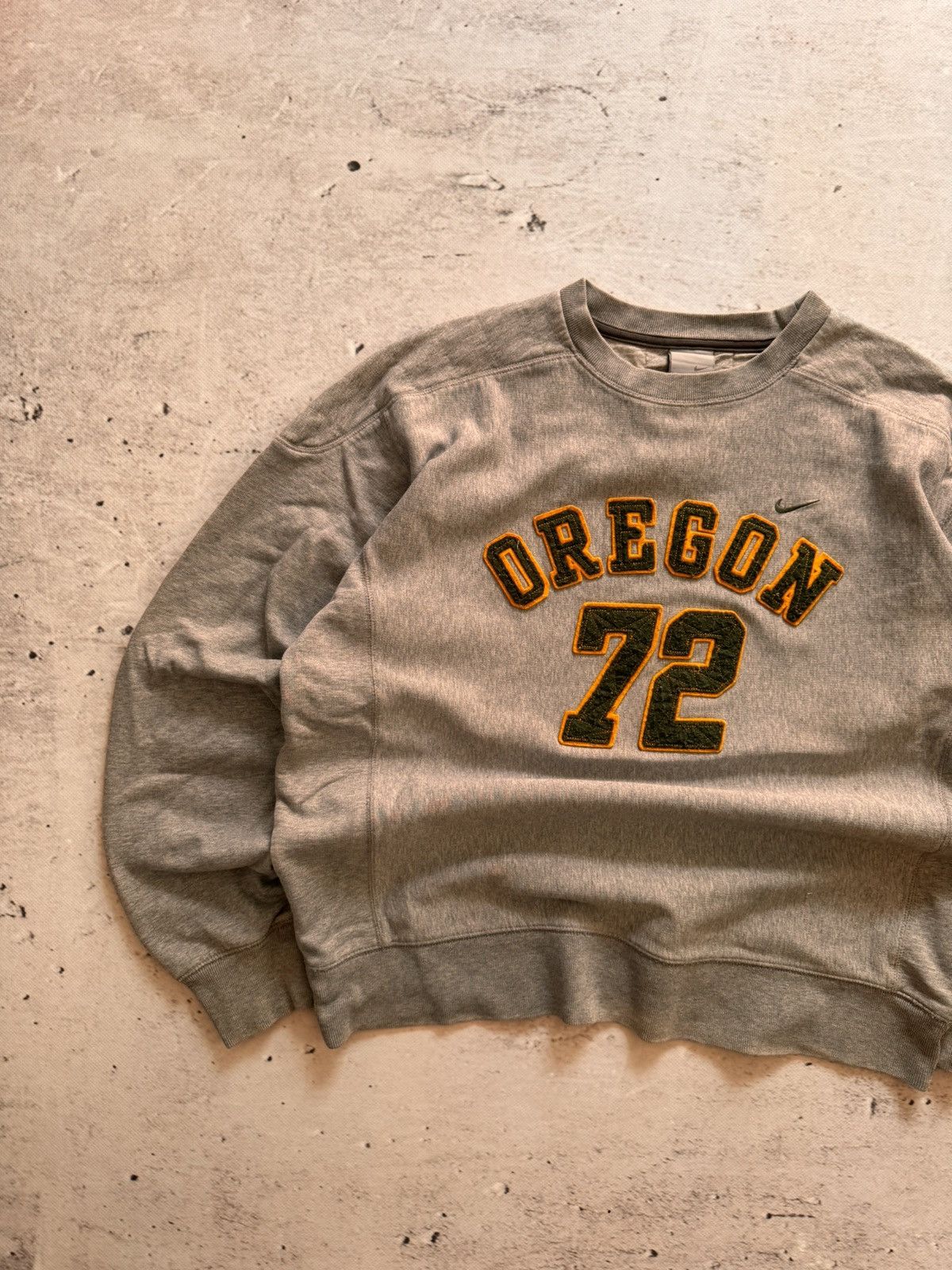 Nike × Vintage NIKE OREGOR VINTAGE CENTER LOGO OVERSIZE BOXY SWEATSHIRT Size US L / EU 52-54 / 3 - 2 Thumbnail