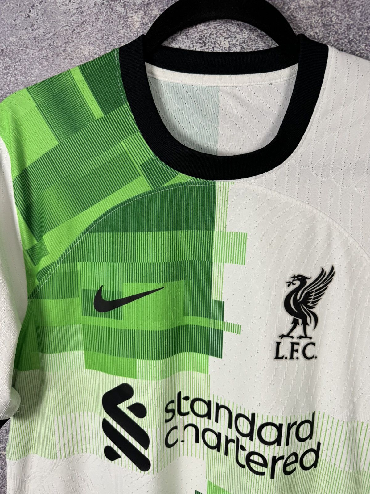 Nike M.SALAH Liverpool 2023/24 Away Nike DrifitADV Soccer Jersey Size US S / EU 44-46 / 1 - 4 Thumbnail