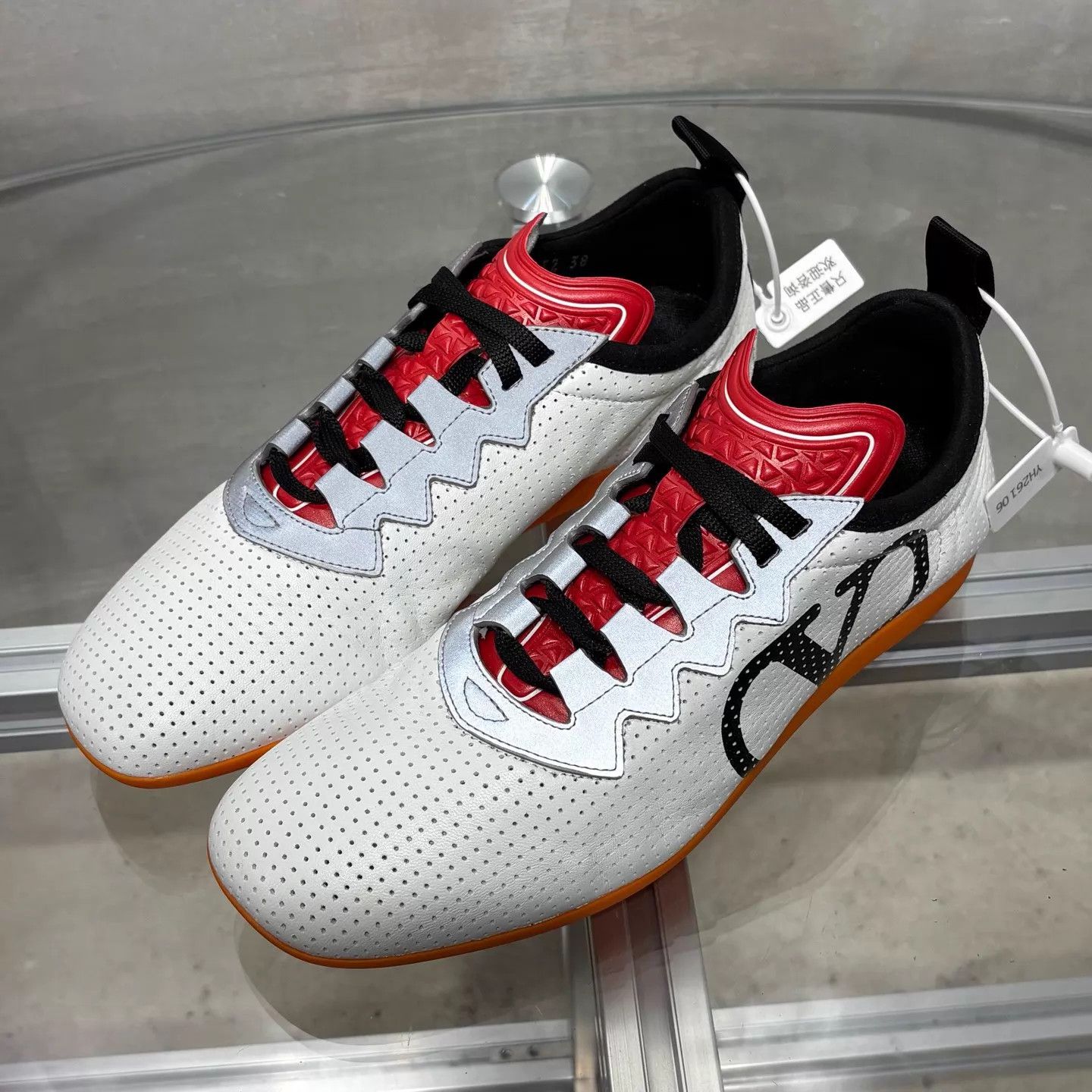 Valentino Valentino Chromatho Black/White/Red Sneakers 38 New Size US 7.5 / IT 37.5 - 2 Thumbnail