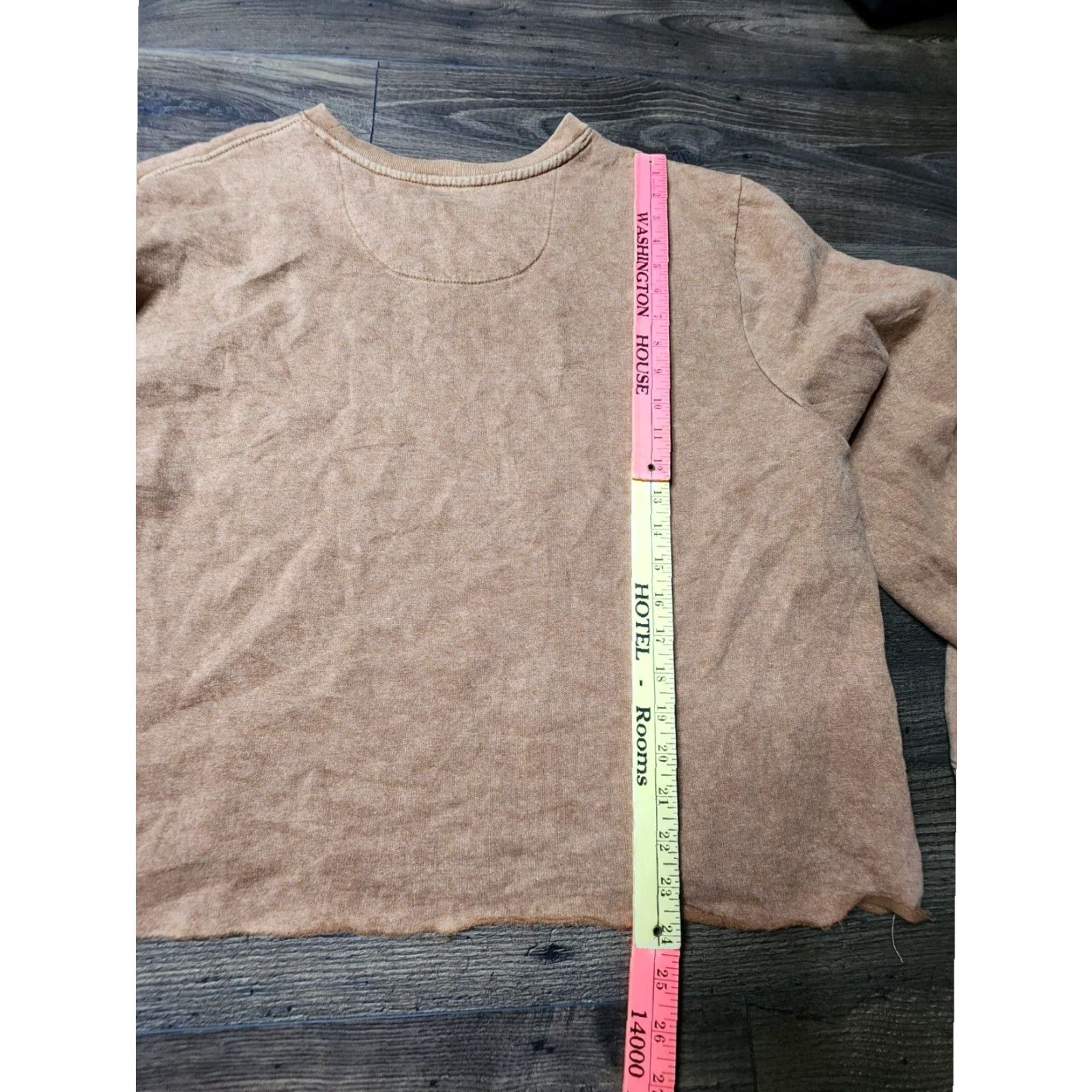Vintage AC/DC Cropped Sweatshirt Shirt Brown Tie Dye Womens XL Long Sleeve Relaxed Fit Rock Music Cotton Blend Size XL / US 12-14 / IT 48-50 - 2 Thumbnail