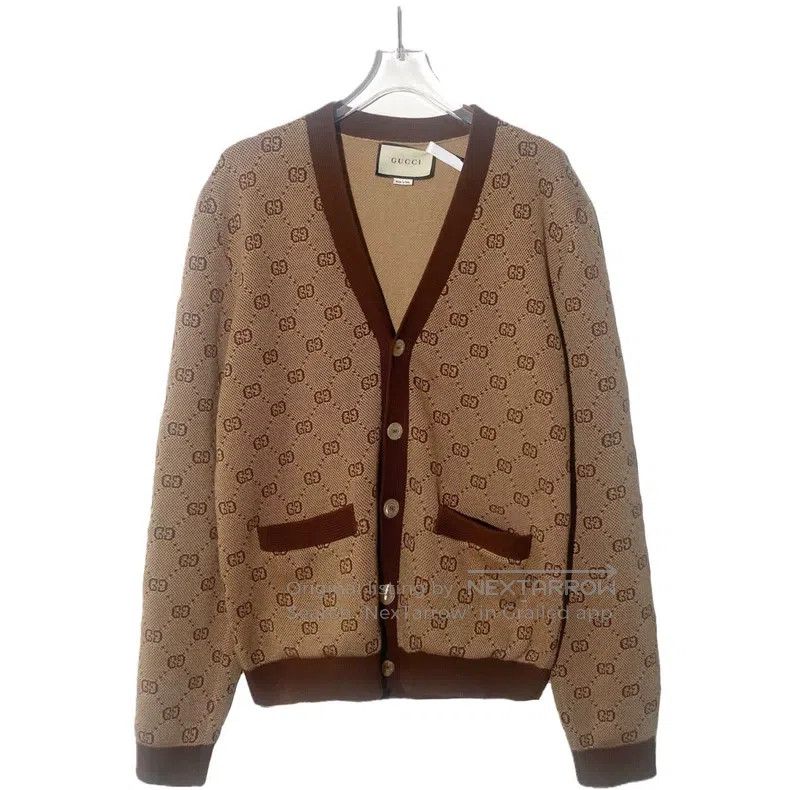 Gucci Gucci Colour-matched logo jacquard full-printed wool V-nec Size M / US 6-8 / IT 42-44 - 1 Thumbnail
