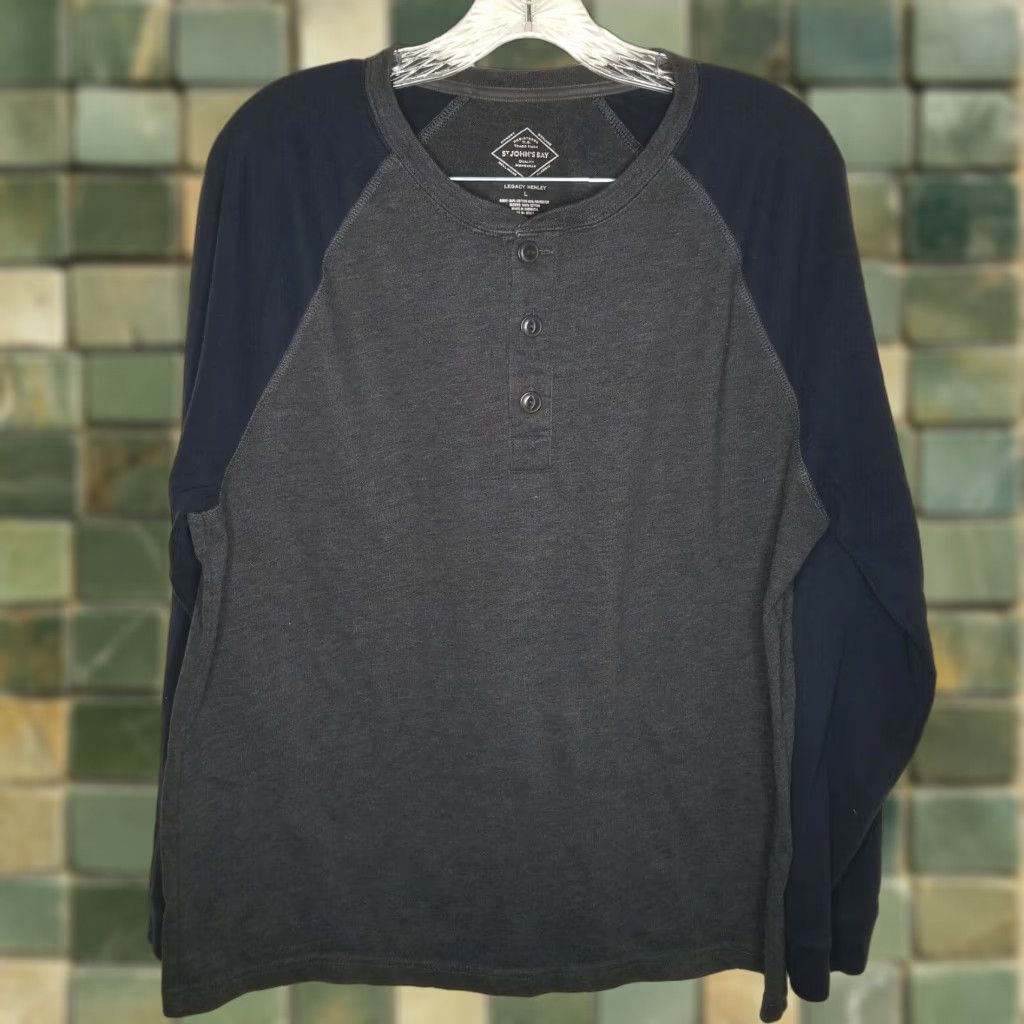 Vintage VINTAGE? (No) St. John's Bay Polo Shirt Men Long Sleeve Size Large Blue Gray 3 Button Shirt Mens L Gray/Blue Size US L / EU 52-54 / 3 - 1 Thumbnail