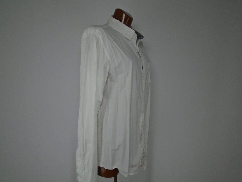 Pull & Bear Men's Shirt Pull & Bear. White. XL. Condition: Very good Size US XL / EU 56 / 4 - 11 Thumbnail