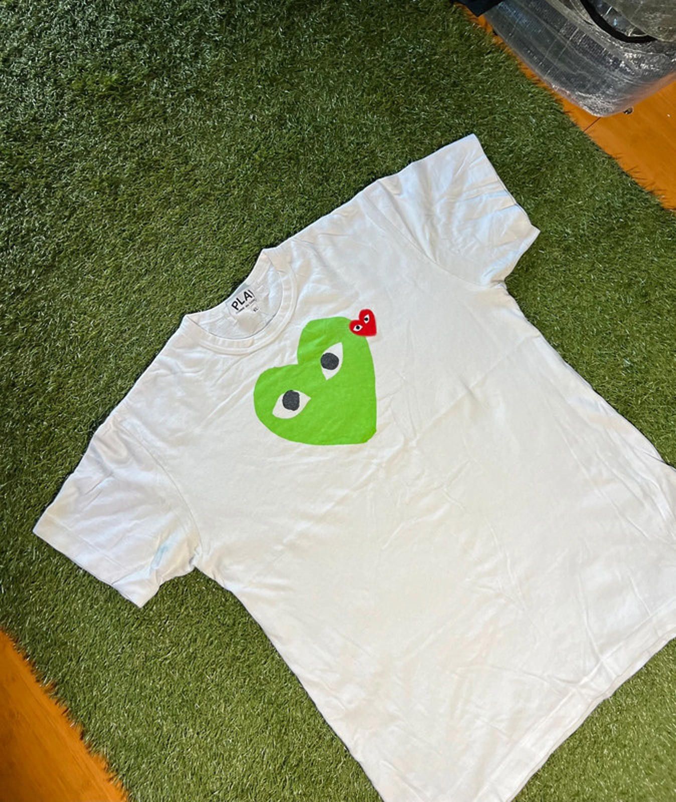 Comme des Garcons PLAY Comme Des Garçons Play Heart Tee Size US XL / EU 56 / 4 - 1 Thumbnail
