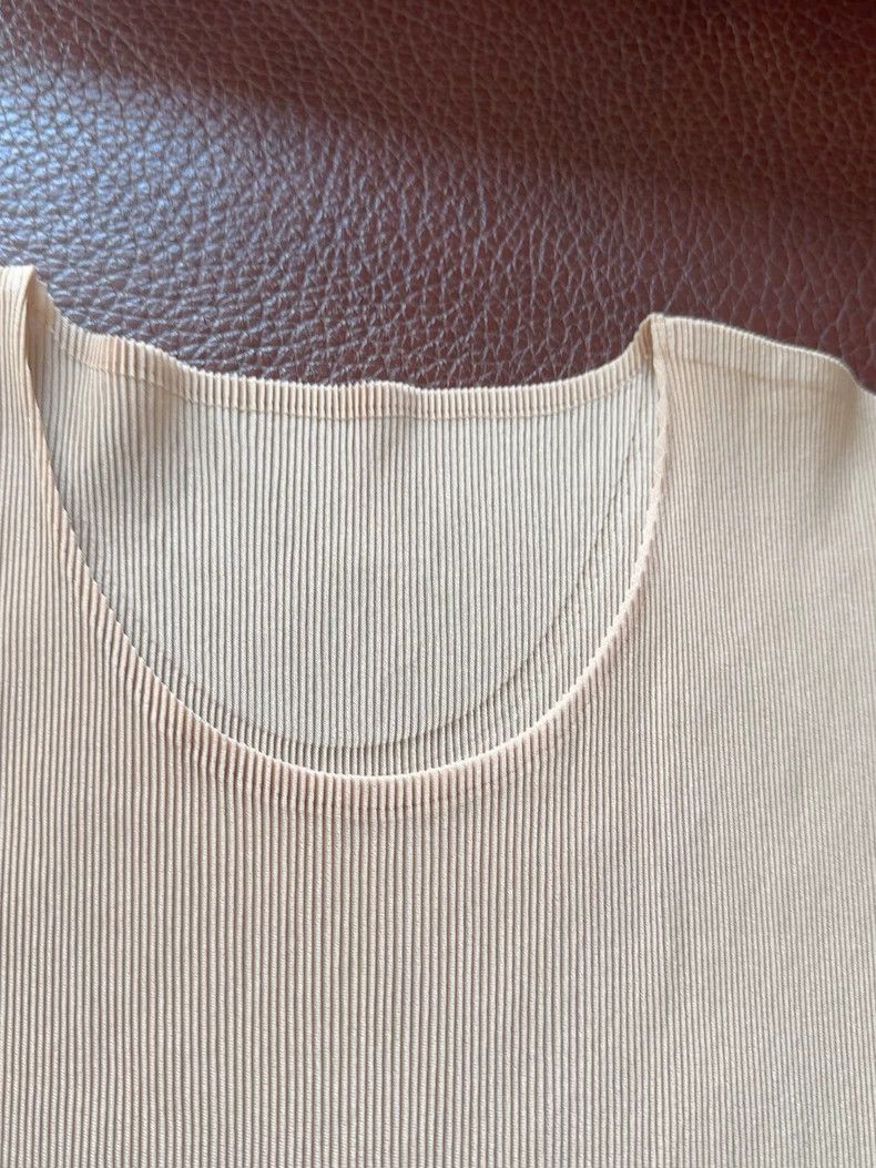 Issey Miyake Issey Miyake Apricot pleated short sleeves Size M / US 6-8 / IT 42-44 - 3 Thumbnail