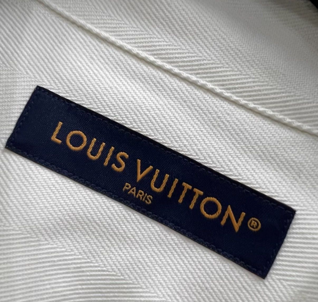Louis Vuitton Louis Vuitton 26SS Leather Patch Collared Shirt Jacket J41 Size US XXL / EU 58 / 5 - 4 Thumbnail