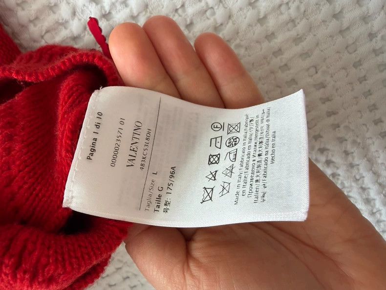 Valentino Valentino Red knit pullover Size L / US 10 / IT 46 - 4 Thumbnail