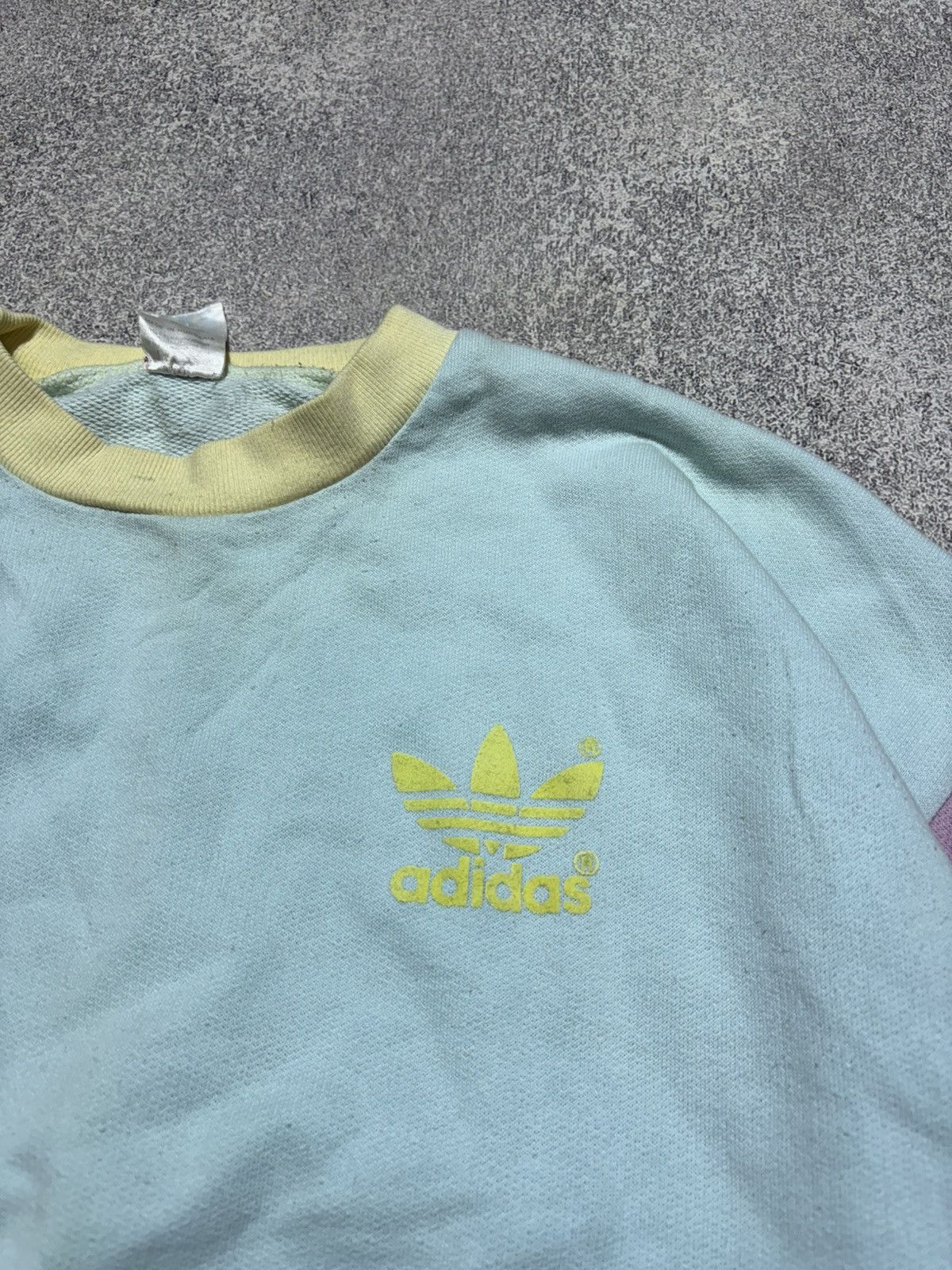 Adidas × Vintage Rare! Adidas Vintage Coloured 90s Sweatshirt Y2K Mens size S Size US S / EU 44-46 / 1 - 6 Thumbnail