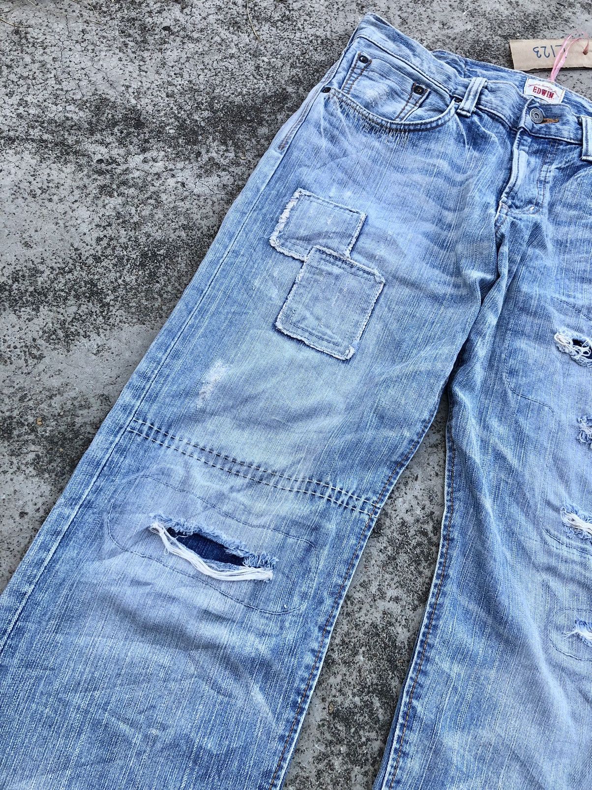 Edwin EDWIN PATCHES DISTRESSED DENIM Size US 32 / EU 48 - 3 Thumbnail