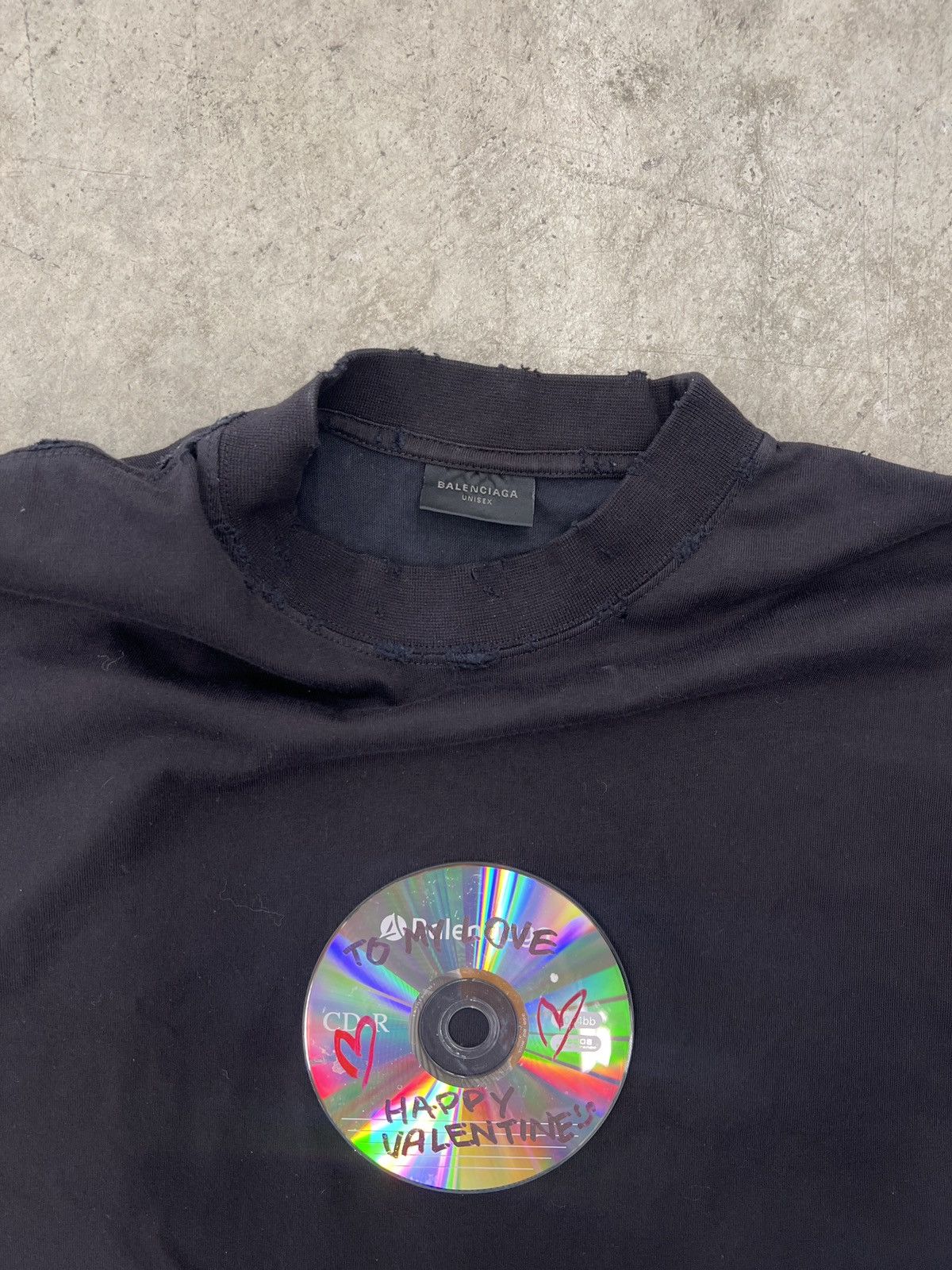 Balenciaga Balenciaga Valentine's Day Limited Edition T-Shirt Size US S / EU 44-46 / 1 - 5 Thumbnail