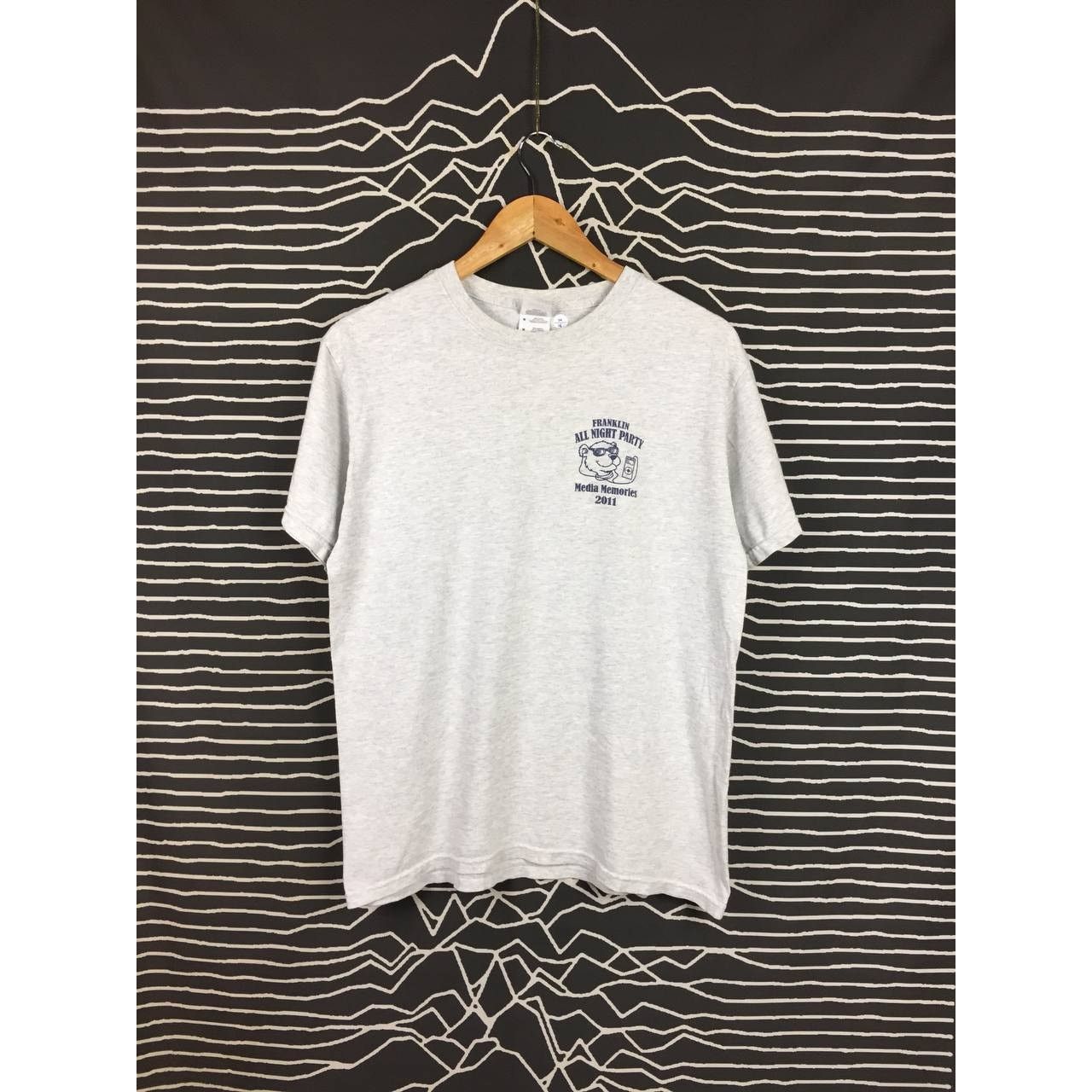 Fruit Of The Loom × Vintage Vtg Y2K Media Memories Franklin All night Party Tee Size US M / EU 48-50 / 2 - 5 Thumbnail