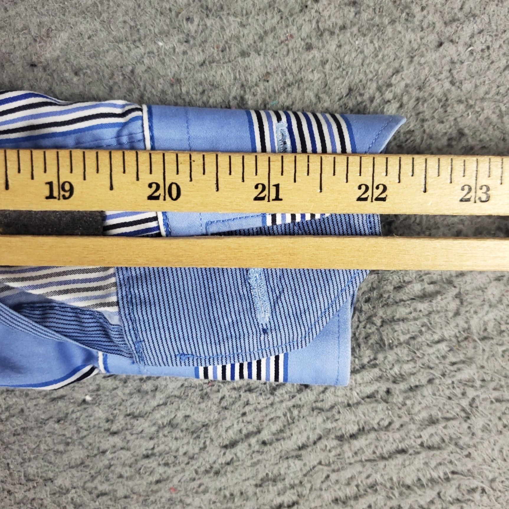 BUGATCHI VINTAGE Bugatchi Uomo Men’s Button-Up Shirt Small Blue Striped Classic Casual Formal Size US S / EU 44-46 / 1 - 7 Thumbnail