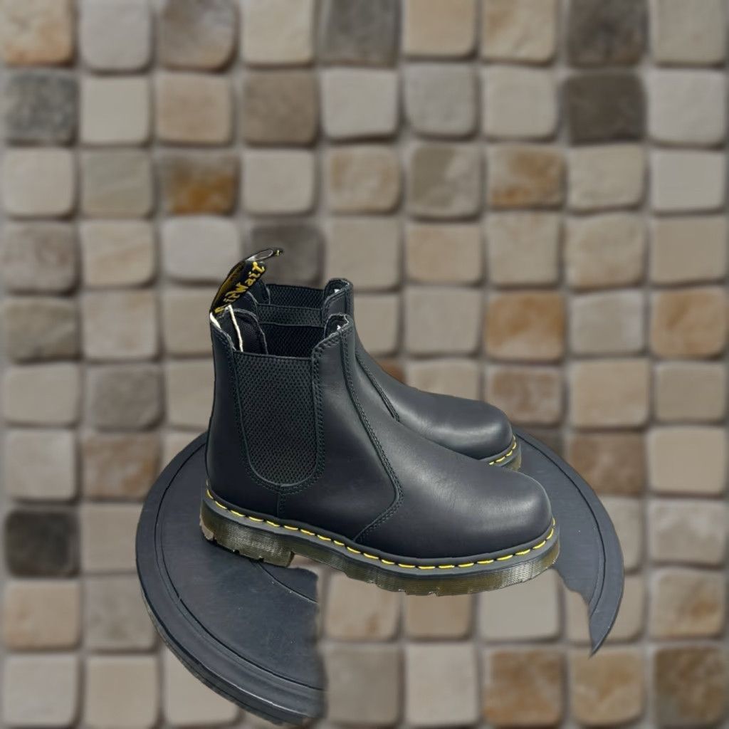 VINTAGE Martens Chelsea Boot Womens Size US Leather Slip