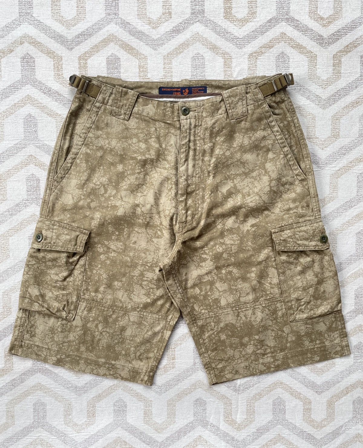 If Six Was Nine × Japanese Brand × Vintage 291295 = Homme Camouflage Cargo Short Size US 33 - 2 Thumbnail