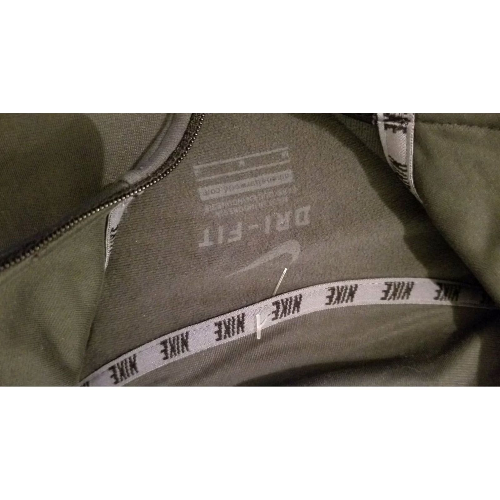 Nike Nike Mens Half Zip Sweater M Medium Gray Athletic Pullover Warmup Workout Shirt Womens? Size M / US 6-8 / IT 42-44 - 4 Thumbnail