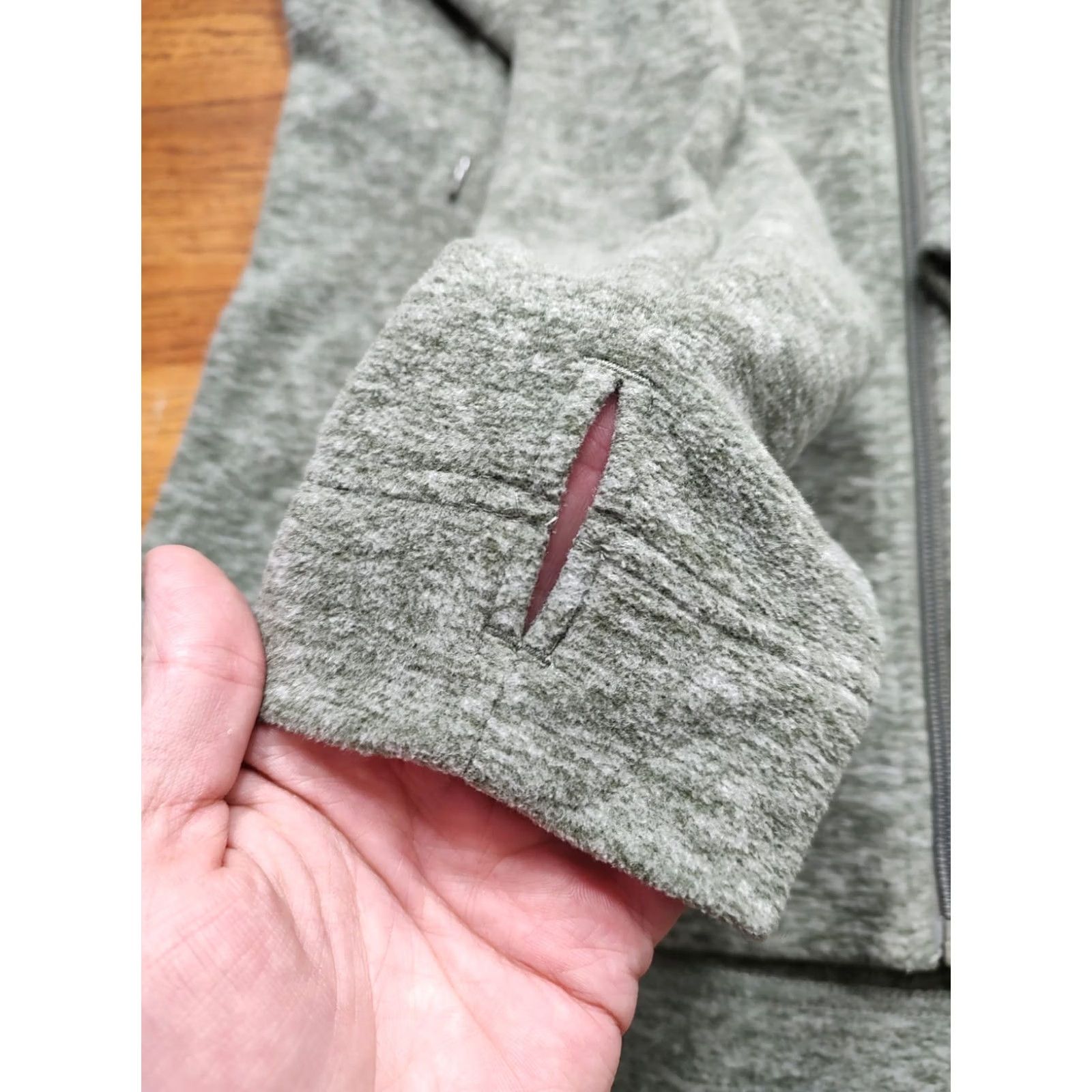 Duluth Trading Company Duluth Trading Company Frost Lake Fleece Thumb Hole Jacket Green Womens Large Size L / US 10 / IT 46 - 4 Thumbnail