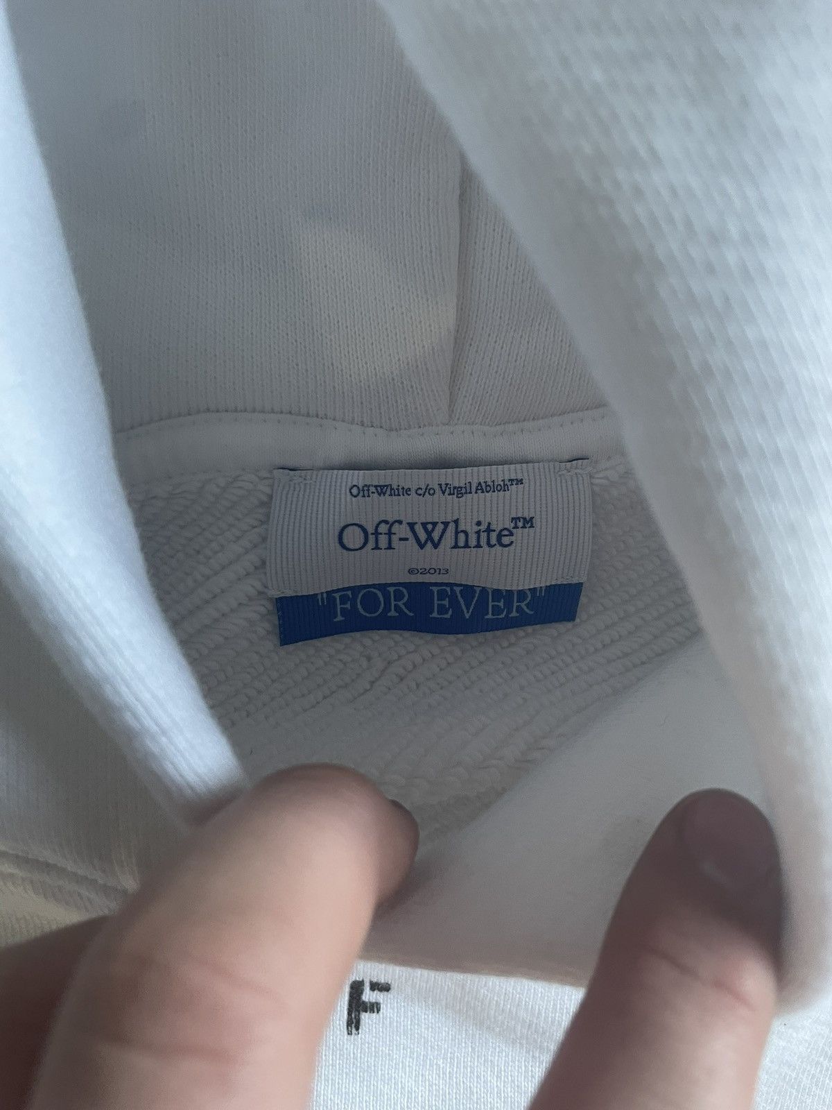 Off-White OFF WHITE hoodie white color size medium but fits like large Size US M / EU 48-50 / 2 - 2 Thumbnail
